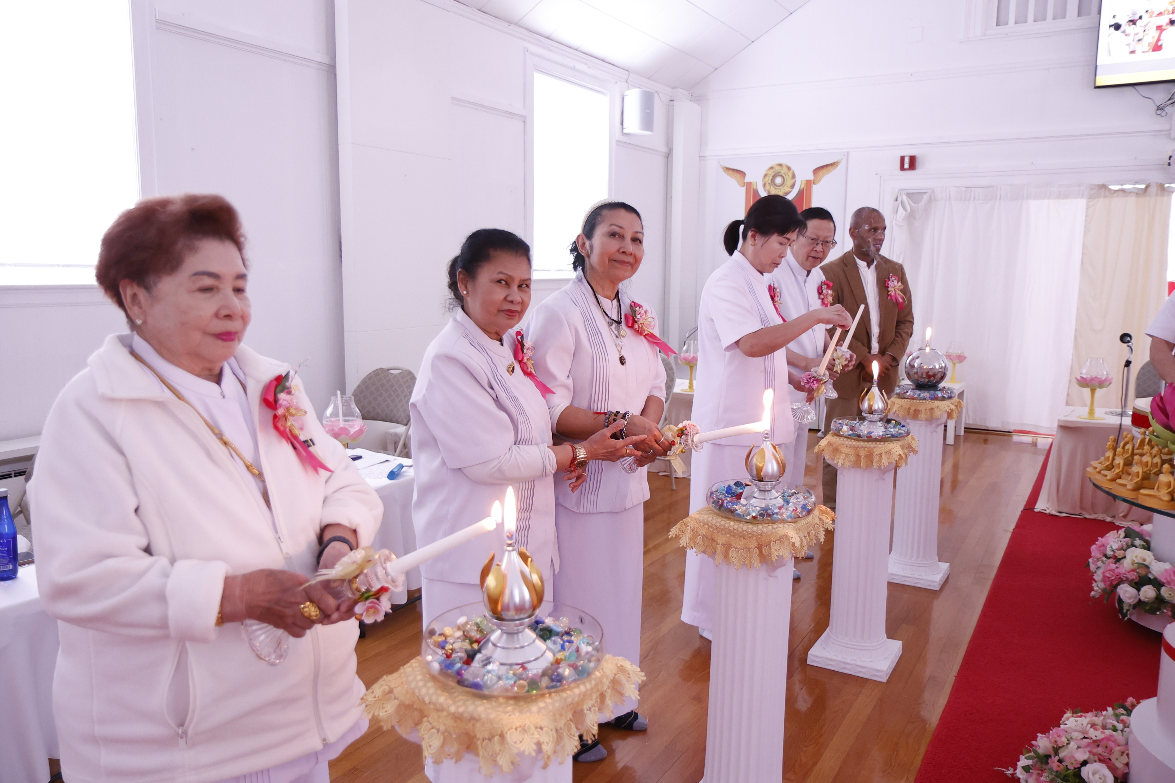 วัดพระธรรมกายบอสตัน จัดงานบุญเนื่องในวันวิสาขบูชา