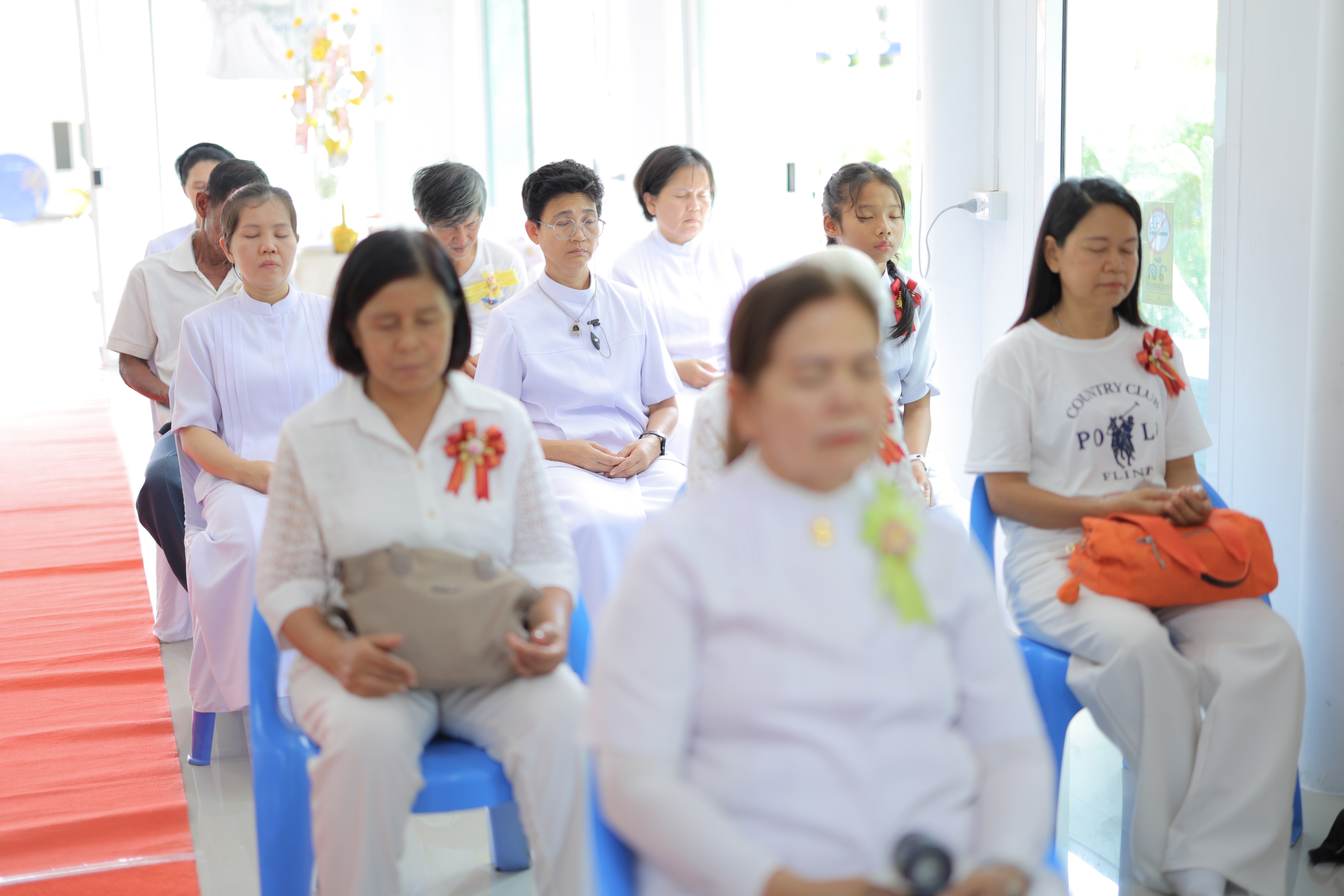 พิธีทอดผ้าป่าสามัคคี เพื่อสร้างทุกสิ่งและชำระหนี้สงฆ์ ณ ศูนย์ปฏิบัติธรรมอัมพวา