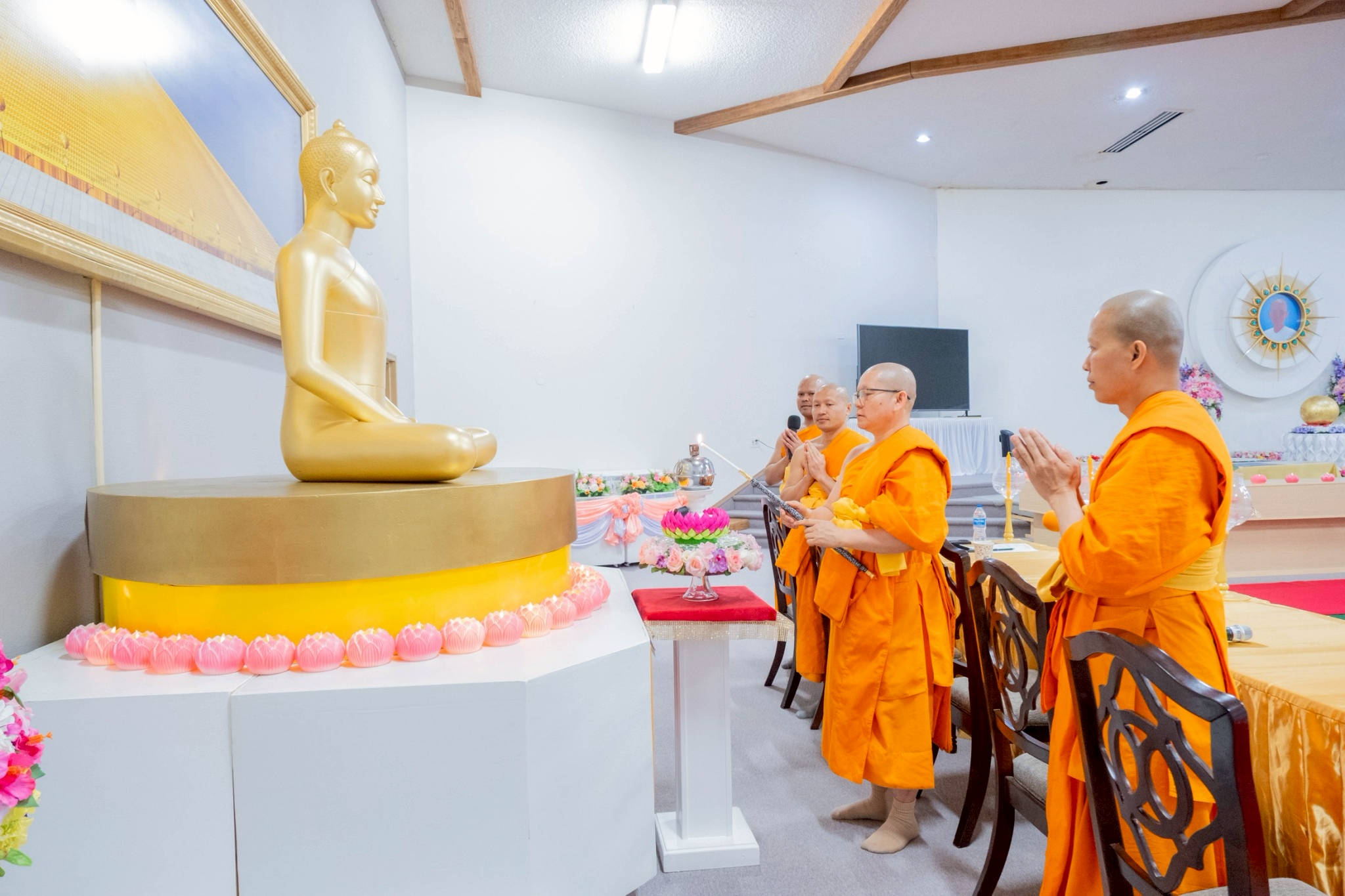วัดพระธรรมกายมินเนโซตา จัดงานบุญวันวิสาขบูชา