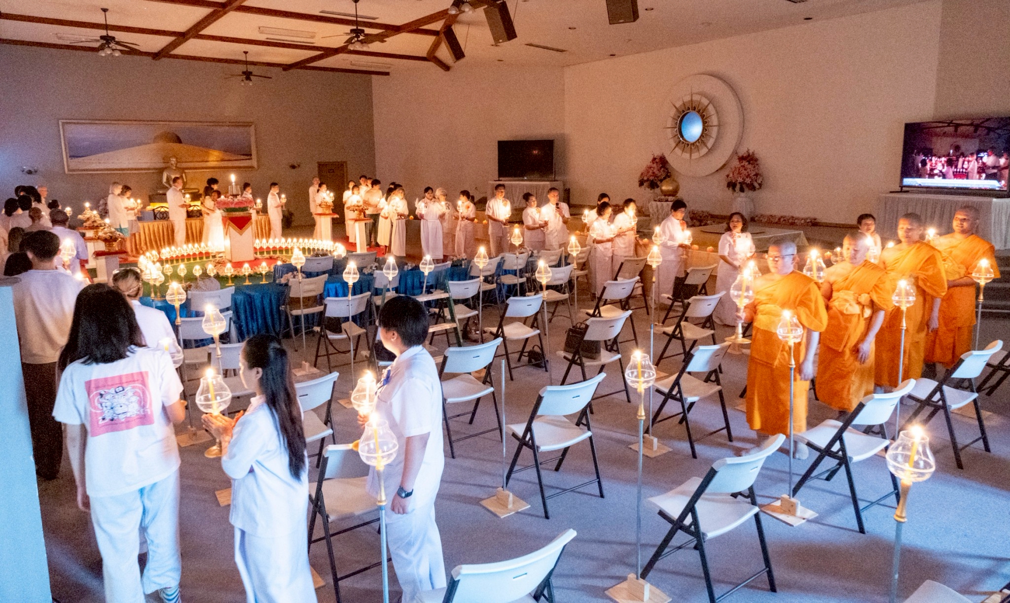วัดพระธรรมกายมินเนโซตา จัดงานบุญวันวิสาขบูชา