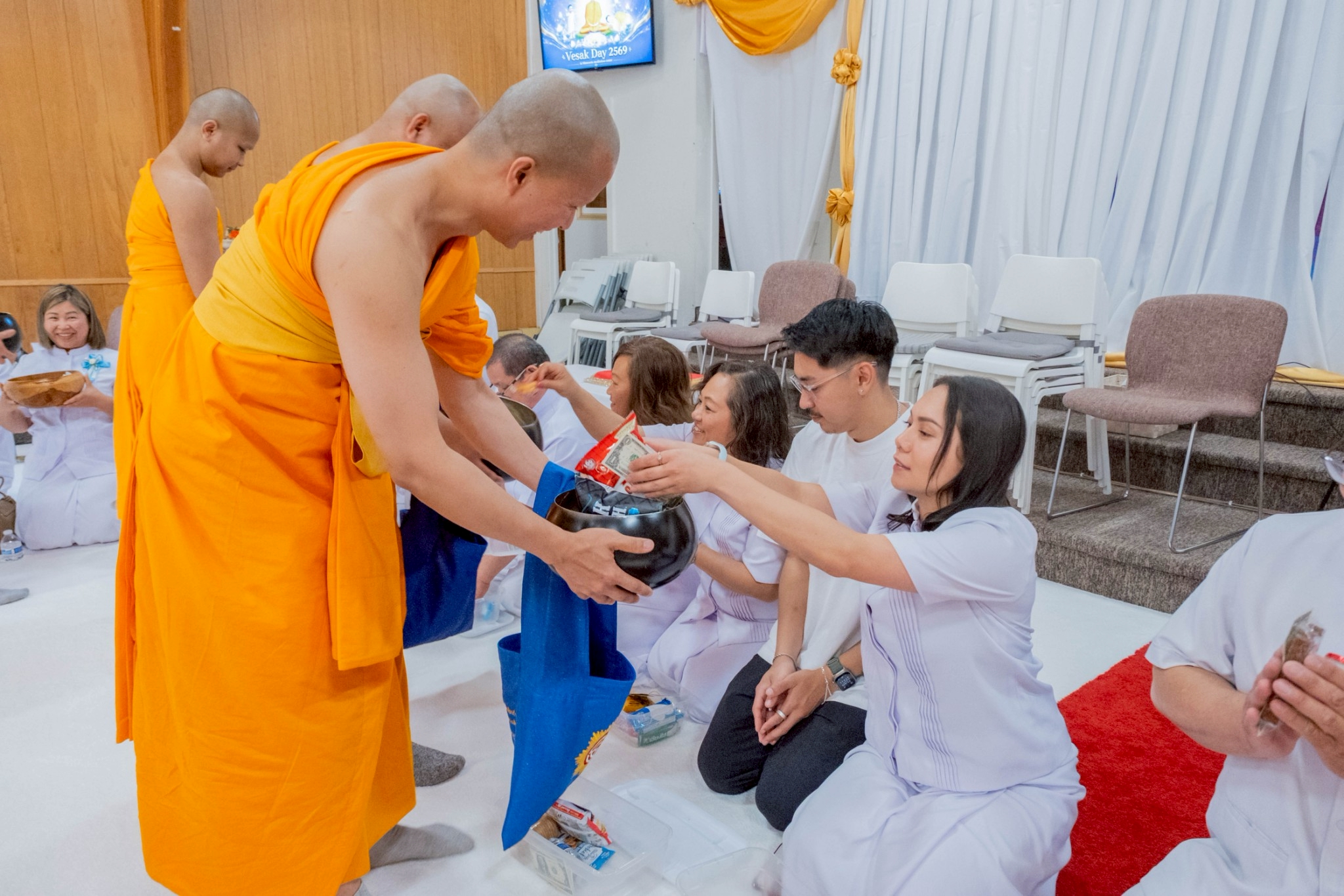 วัดพระธรรมกายมินเนโซตา จัดงานบุญวันวิสาขบูชา