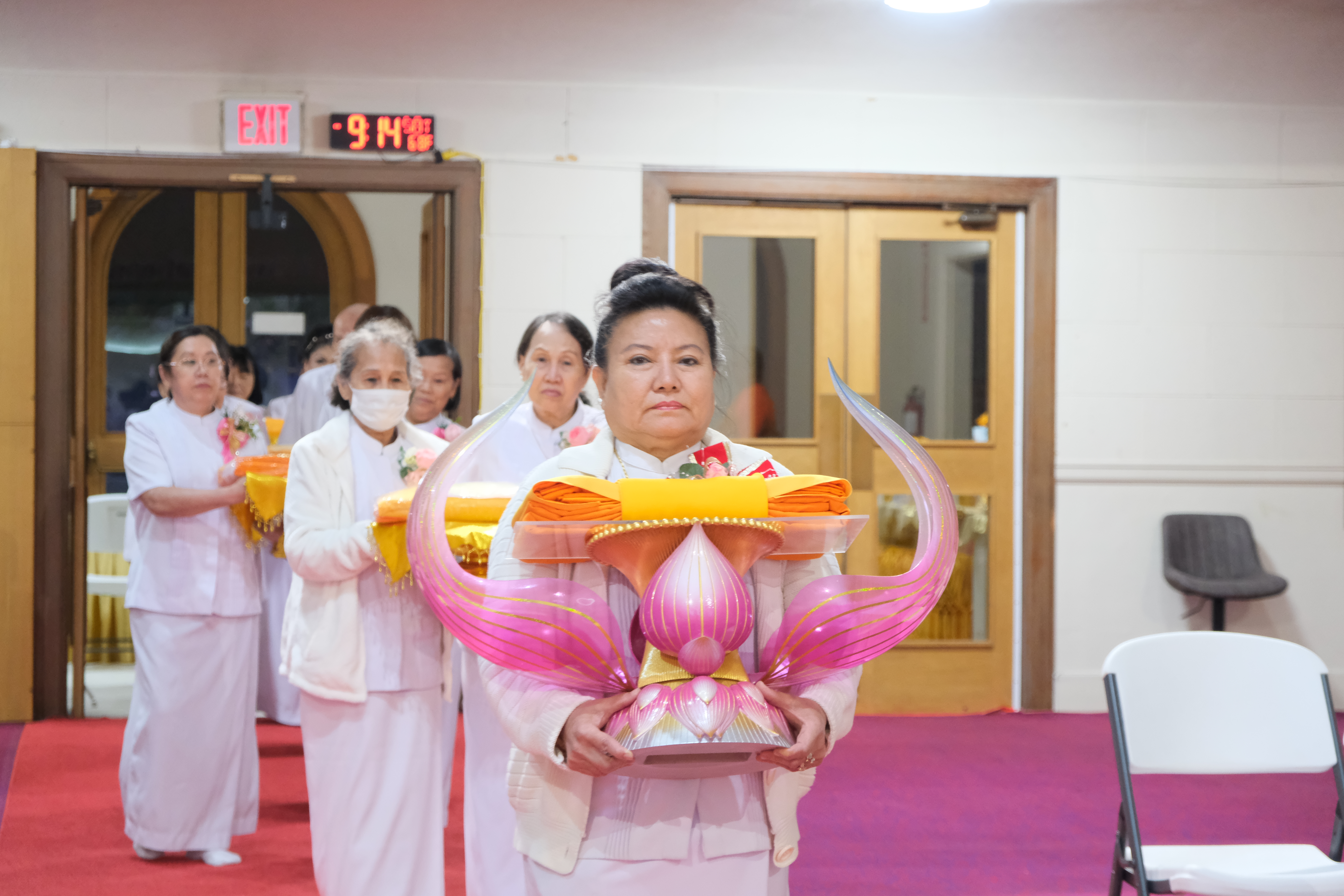 วัดพระธรรมกายออเรกอน จัดงานบุญบูชาข้าวพระ