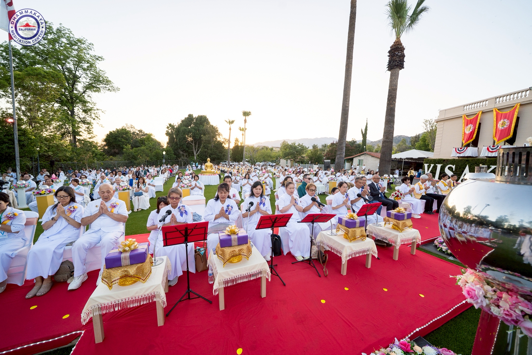 วัดพระธรรมกายแคลิฟอร์เนีย จัดงานวันวิสาขบูชานานาชาติ