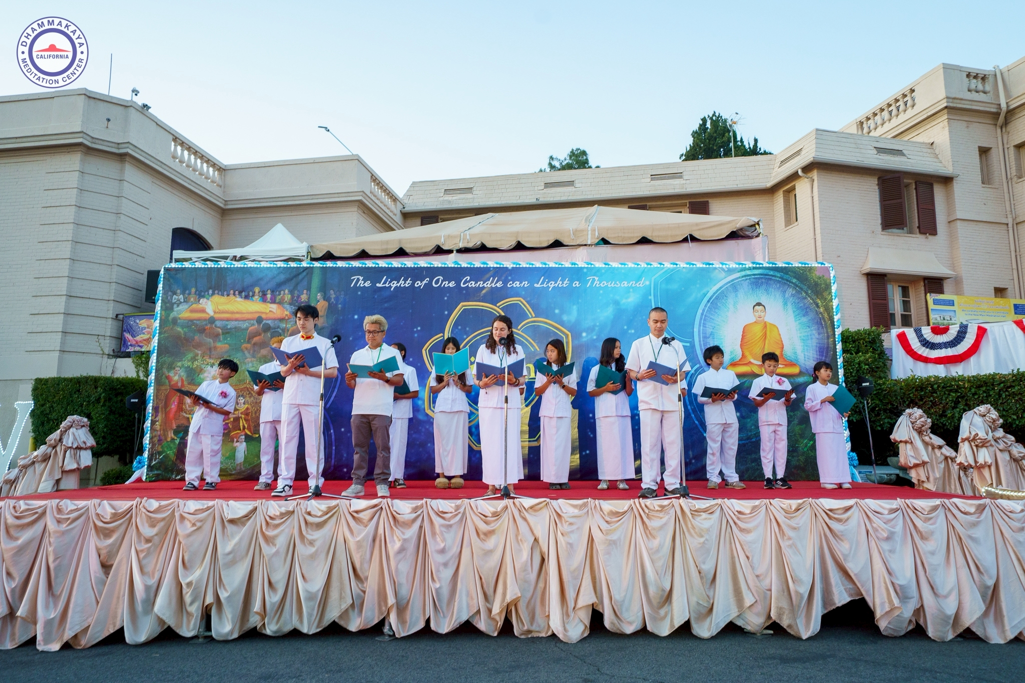 วัดพระธรรมกายแคลิฟอร์เนีย จัดงานวันวิสาขบูชานานาชาติ
