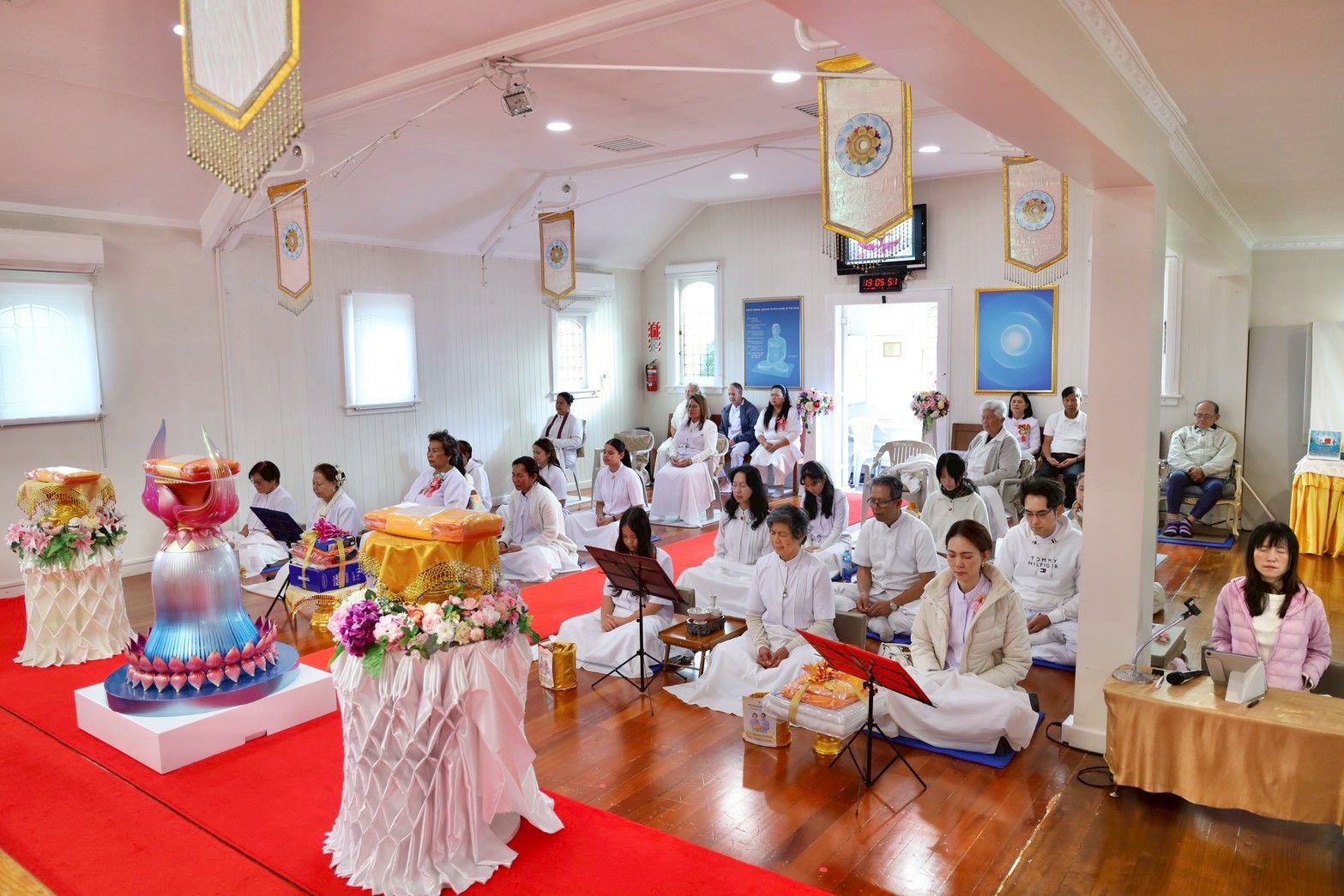 วัดพระธรรมกายโอ๊คแลนด์ จัดงานบุญบูชาข้าวพระ