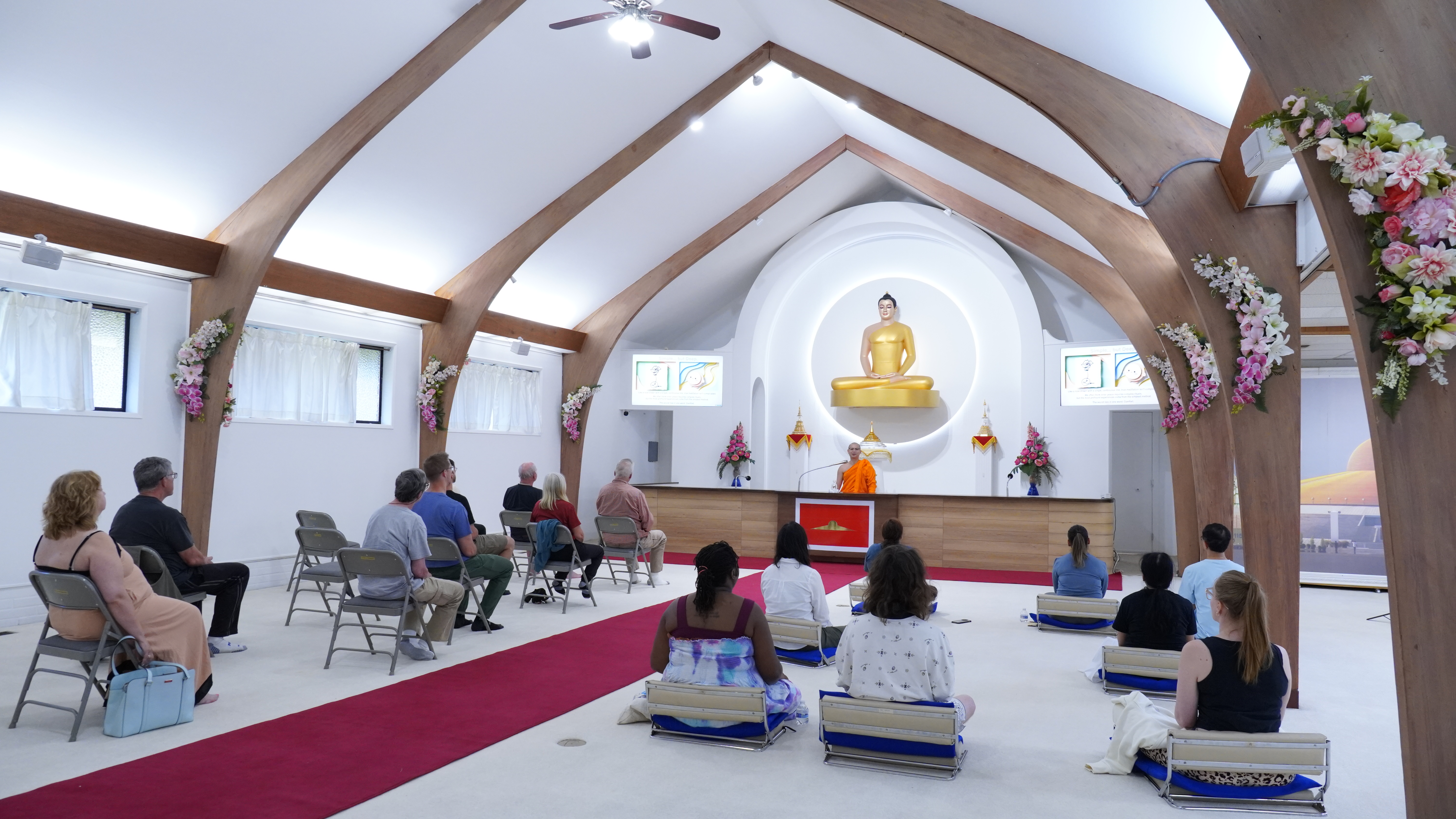 วัดพระธรรมกายซีแอตเติล จัดกิจกรรมคลาสสมาธิแก่ชาวท้องถิ่น