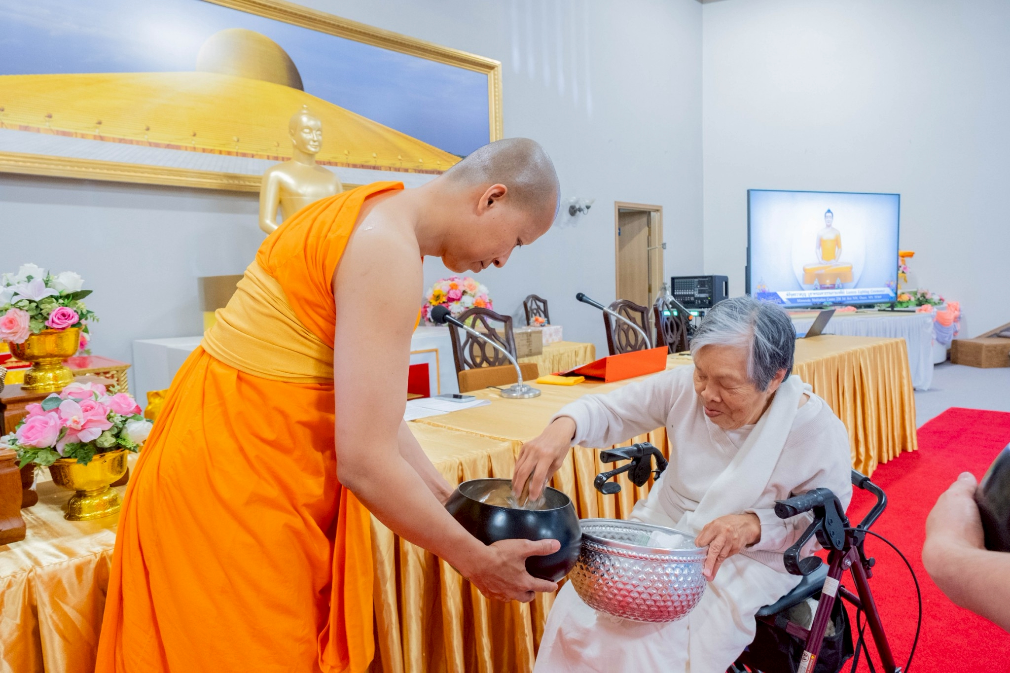 วัดพระธรรมกายมินเนโซตา จัดงานบุญวันอาทิตย์