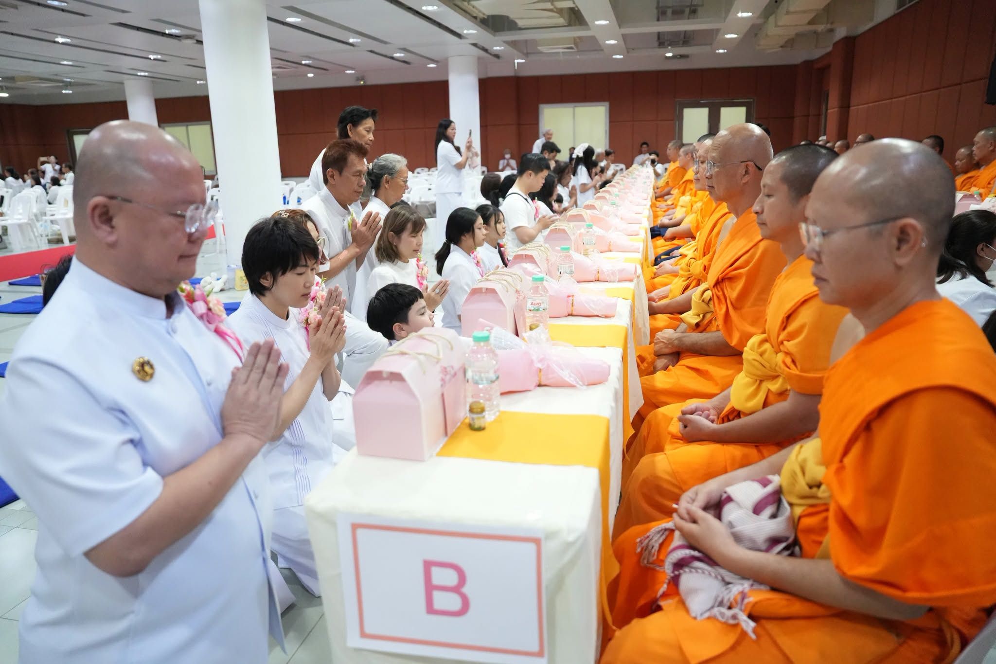 สโมสรซุปเปอร์คิดส์ จัดพิธีทอดผ้าป่าและถวายมหาสังฆทาน 100 รูป ครบรอบสโมสรซุปเปอร์คิดส์ ปีที่ 23