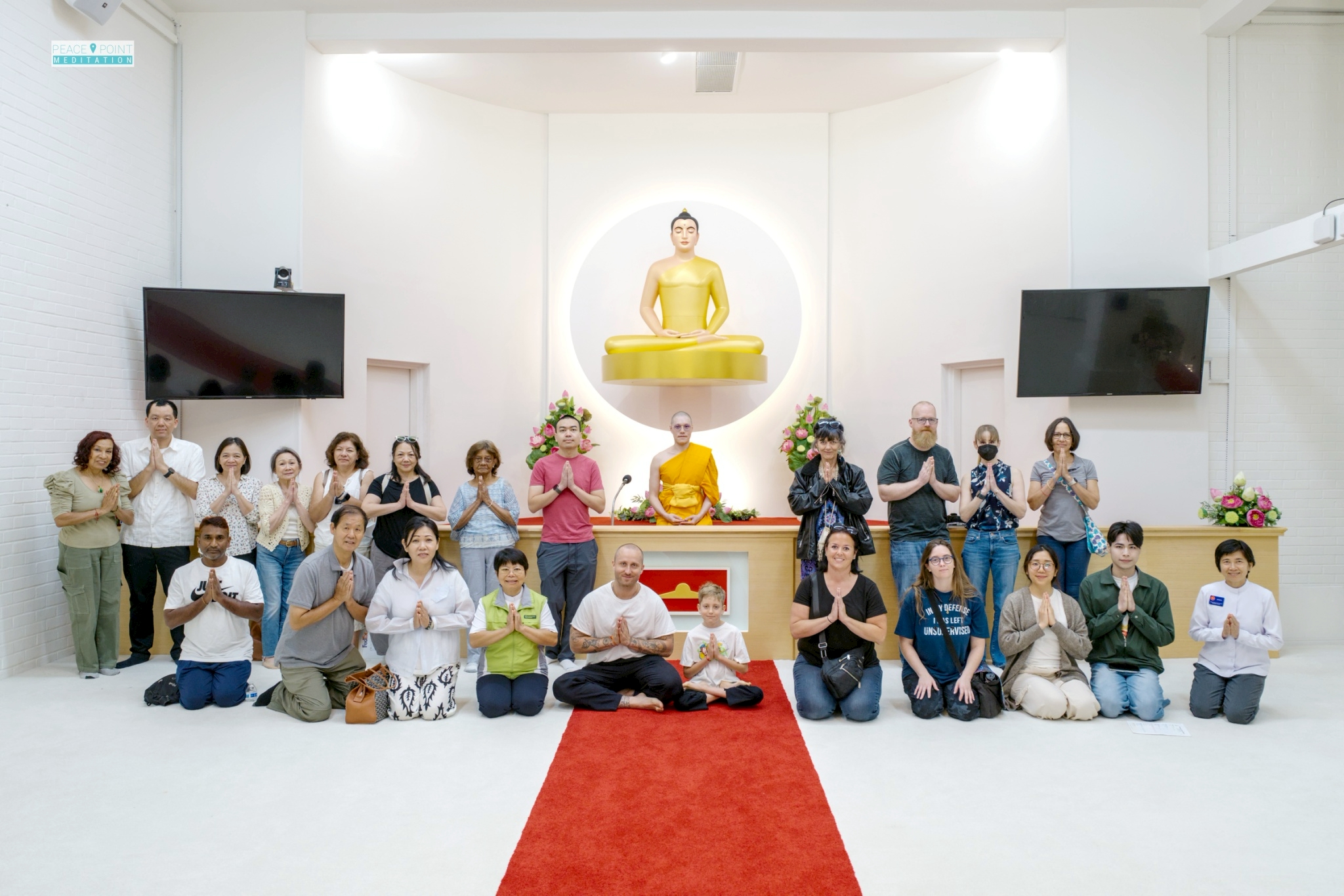 วัดพระธรรมกายแคลิฟอร์เนีย จัดกิจกรรมฝึกนั่งสมาธิให้กับชาวท้องถิ่น