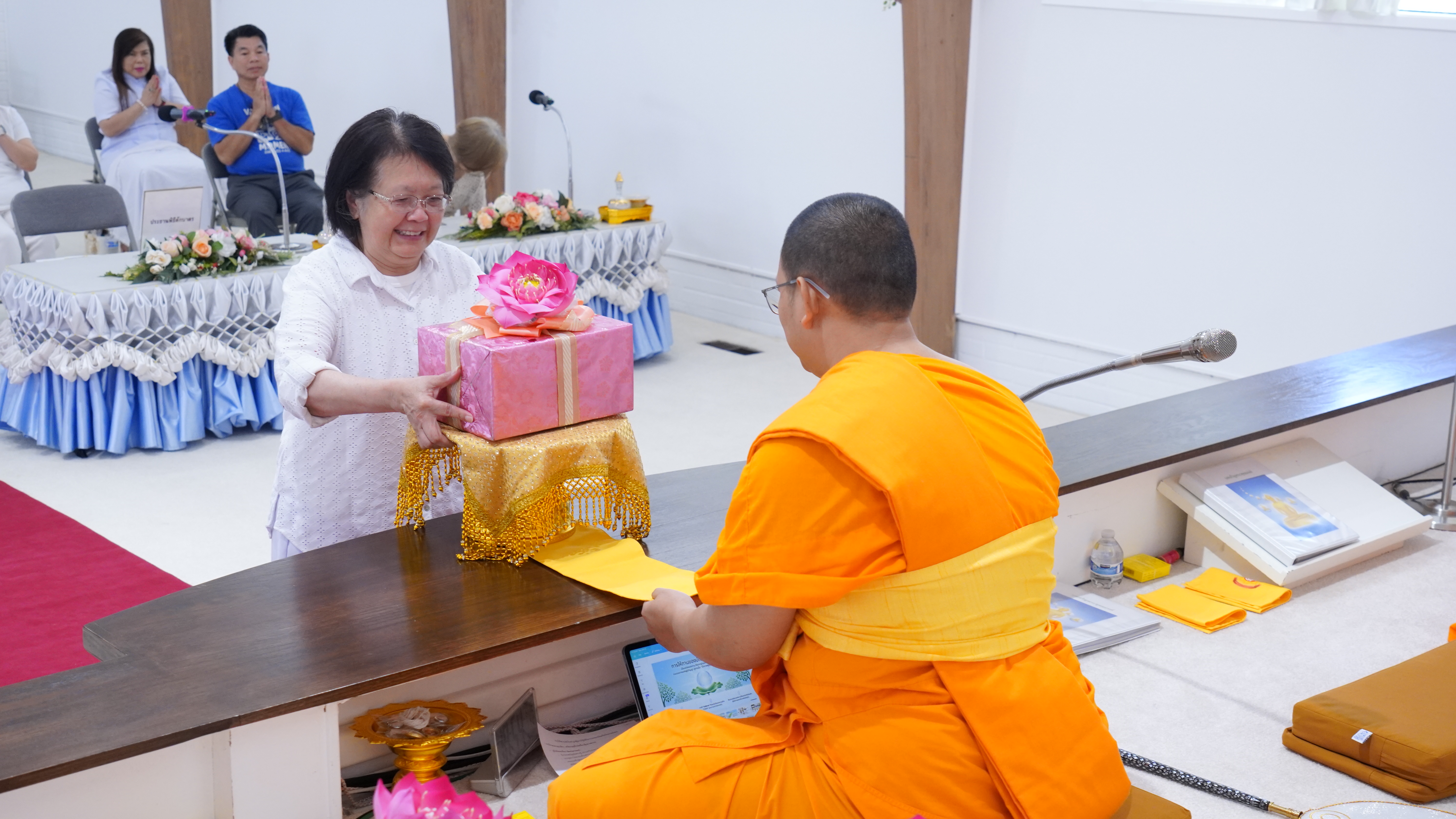 วัดพระธรรมกายซีแอตเติล จัดงานบุญวันอาทิตย์