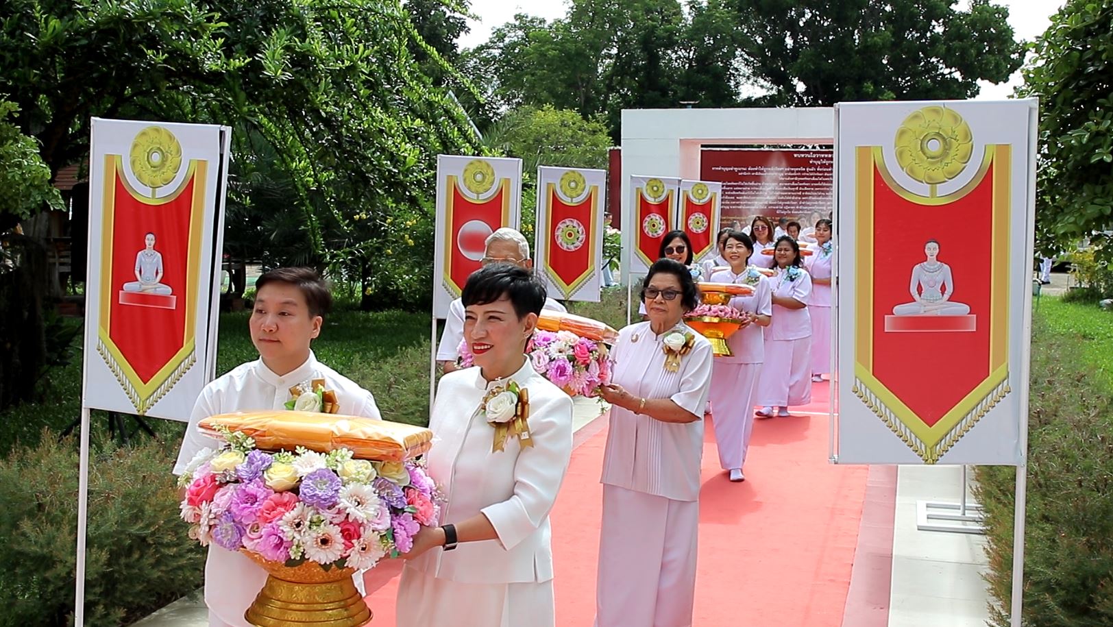 ธรรมอุทยานบ้านแป้ง จังหวัดสิงห์บุรี จัดพิธีทอดผ้าป่าครบรอบ 14 ปี เพื่องานพระพุทธศาสนา