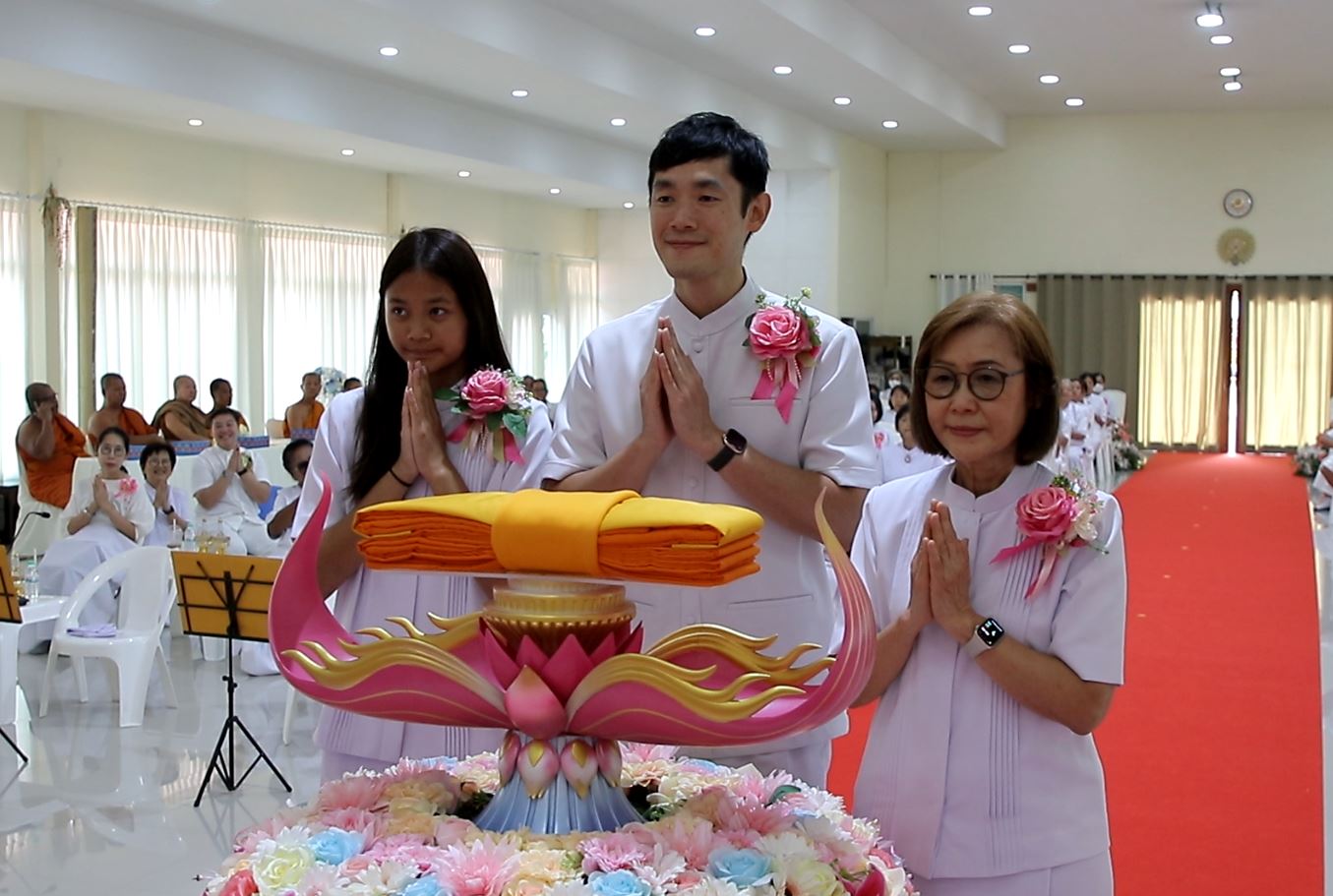 ธรรมอุทยานบ้านแป้ง จังหวัดสิงห์บุรี จัดพิธีทอดผ้าป่าครบรอบ 14 ปี เพื่องานพระพุทธศาสนา