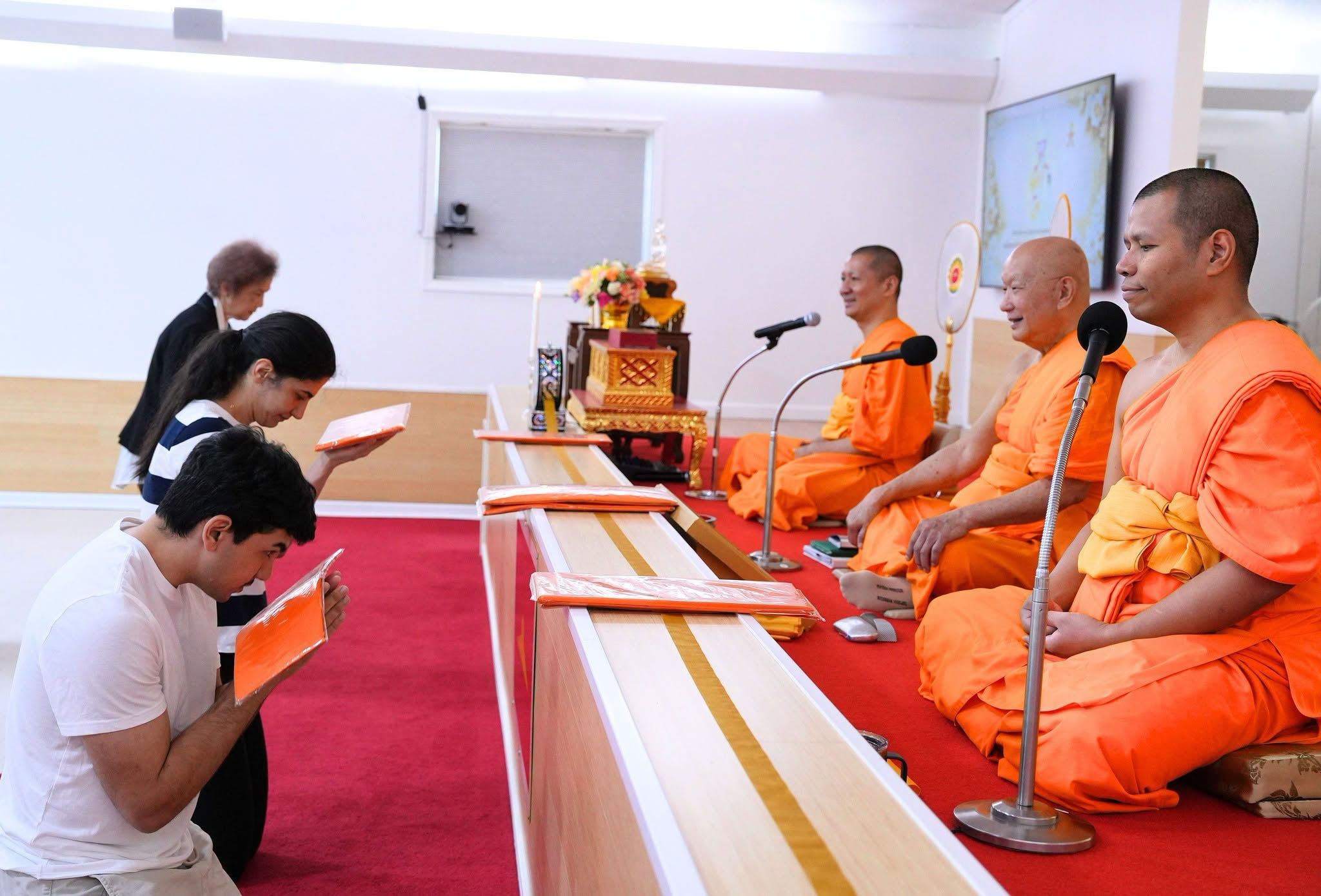 วัดพระธรรมกายจอร์เจีย จัดงานบุญวันอาทิตย์
