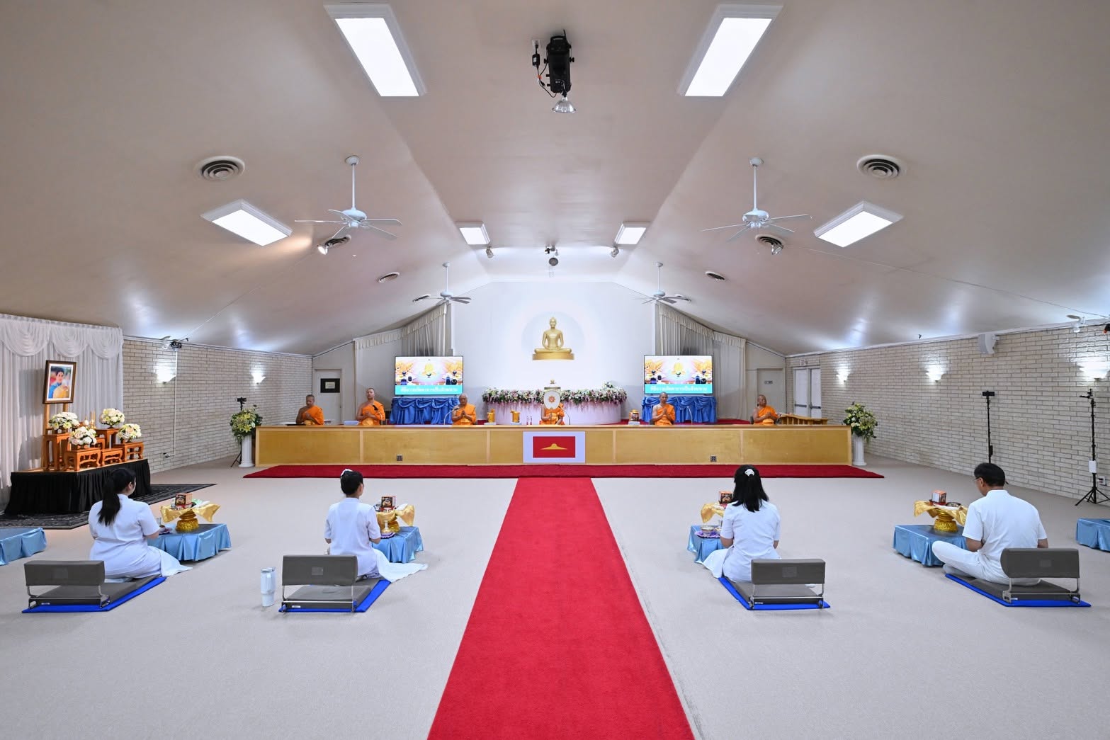 วัดพระธรรมกายเท็กซัส จัดงานบุญวันอาทิตย์
