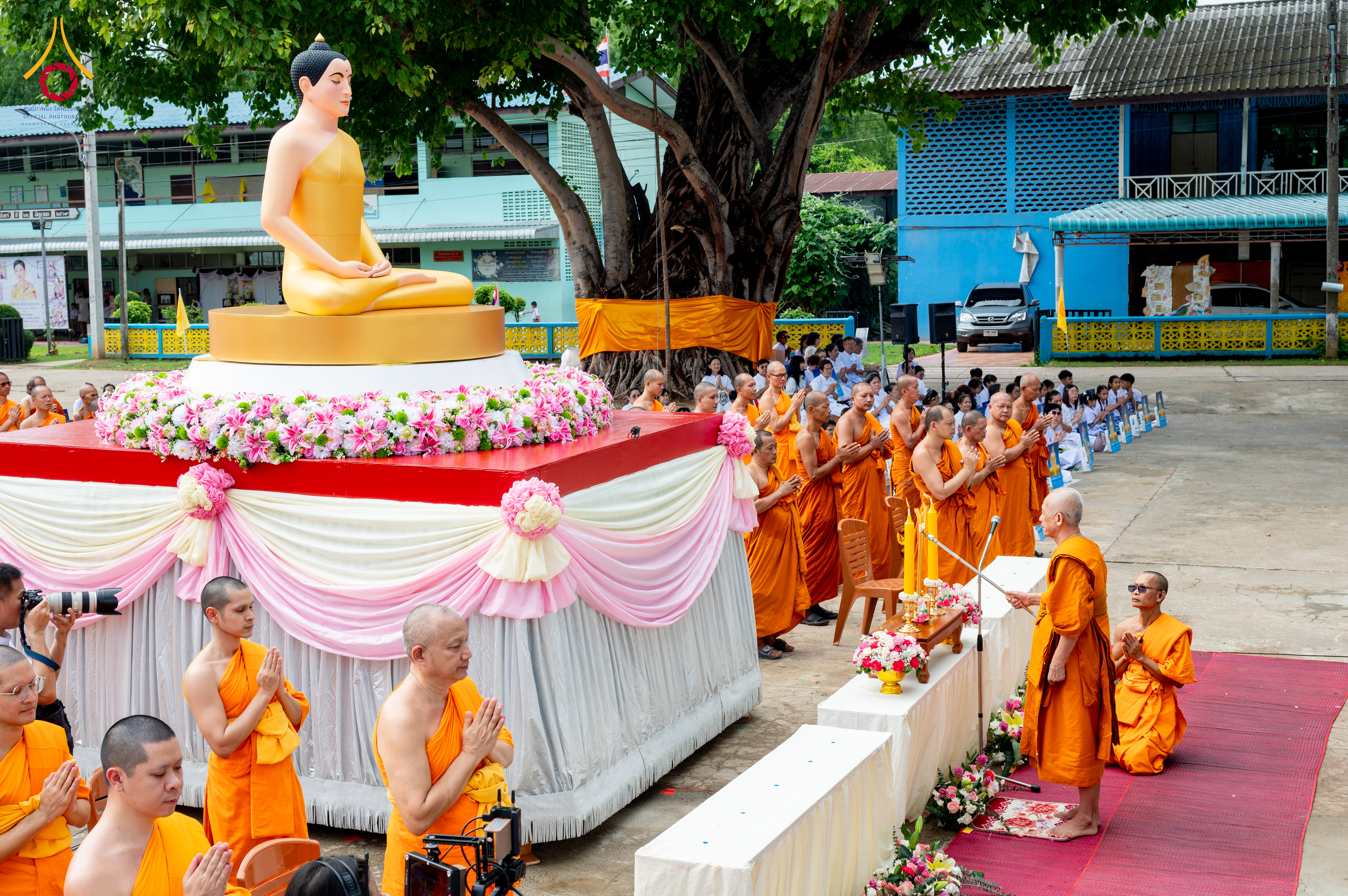 พิธีอัญเชิญพระประธาน และพิธีบรรจุพระบรมสารีริกธาตุ เพื่อประดิษฐาน ณ อาคารสมปรารถนา วัดกลางธนรินทร์