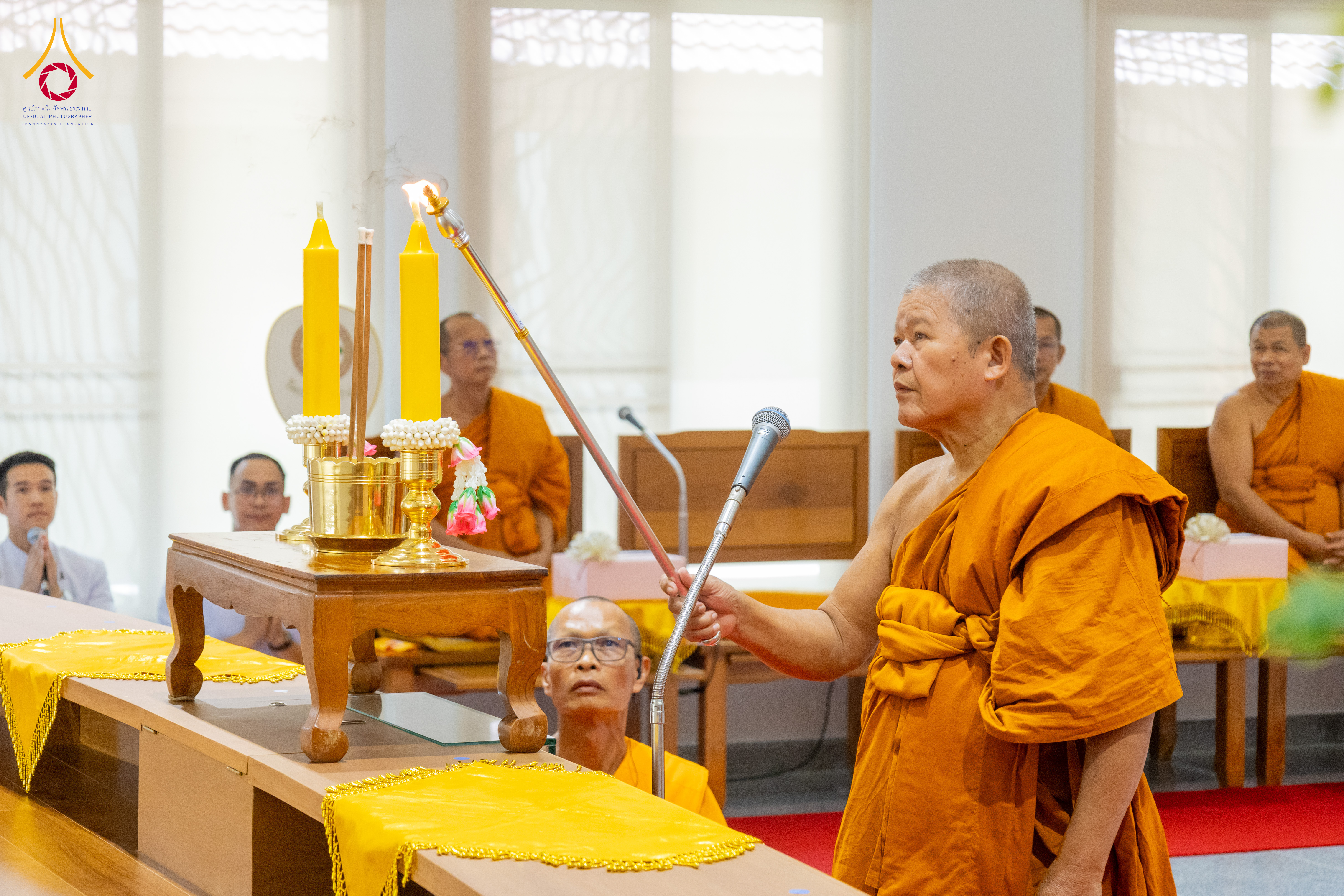 พิธีอัญเชิญพระประธาน และพิธีบรรจุพระบรมสารีริกธาตุ เพื่อประดิษฐาน ณ อาคารสมปรารถนา วัดกลางธนรินทร์