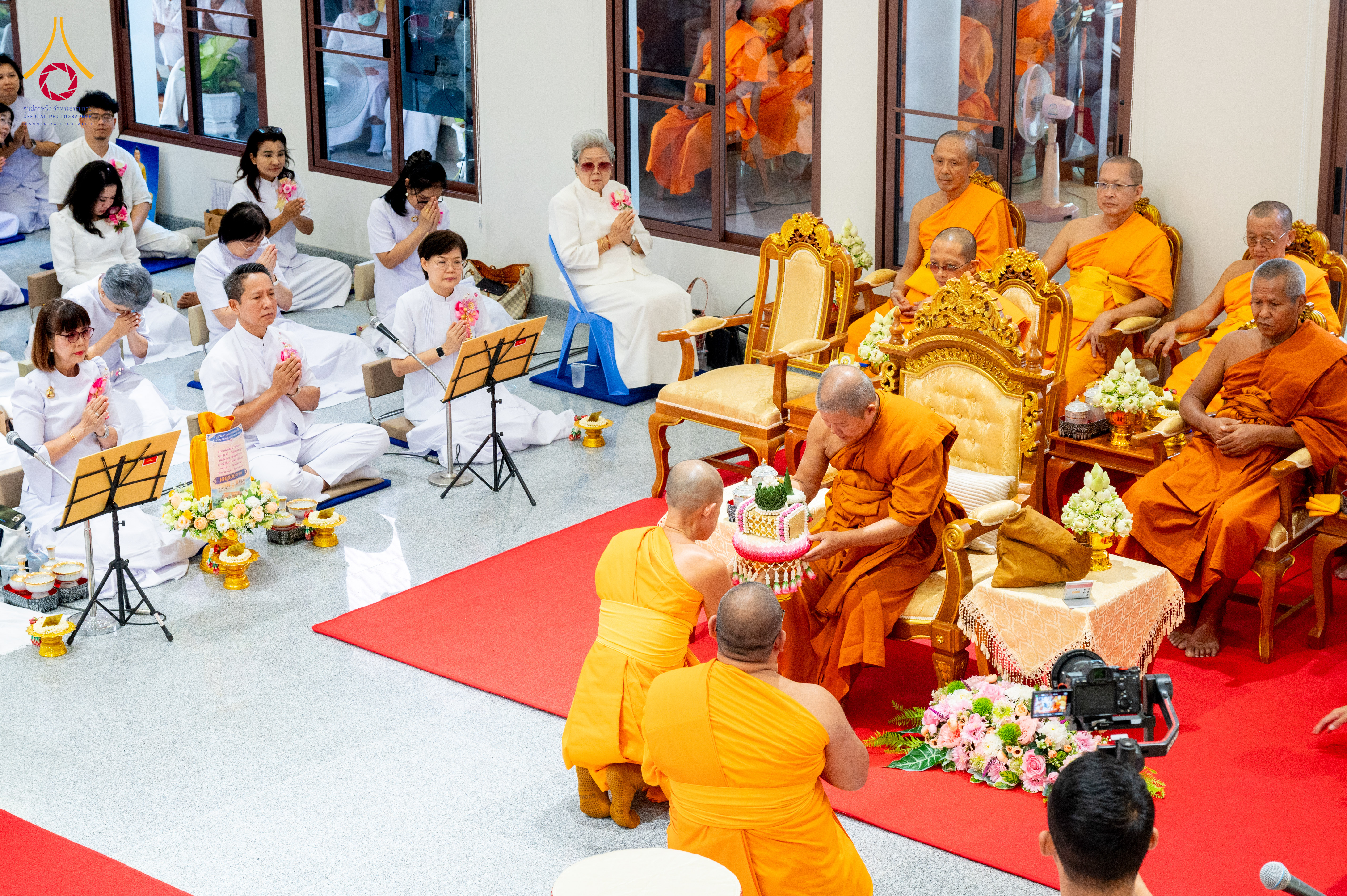 พิธีอัญเชิญพระประธาน และพิธีบรรจุพระบรมสารีริกธาตุ เพื่อประดิษฐาน ณ อาคารสมปรารถนา วัดกลางธนรินทร์