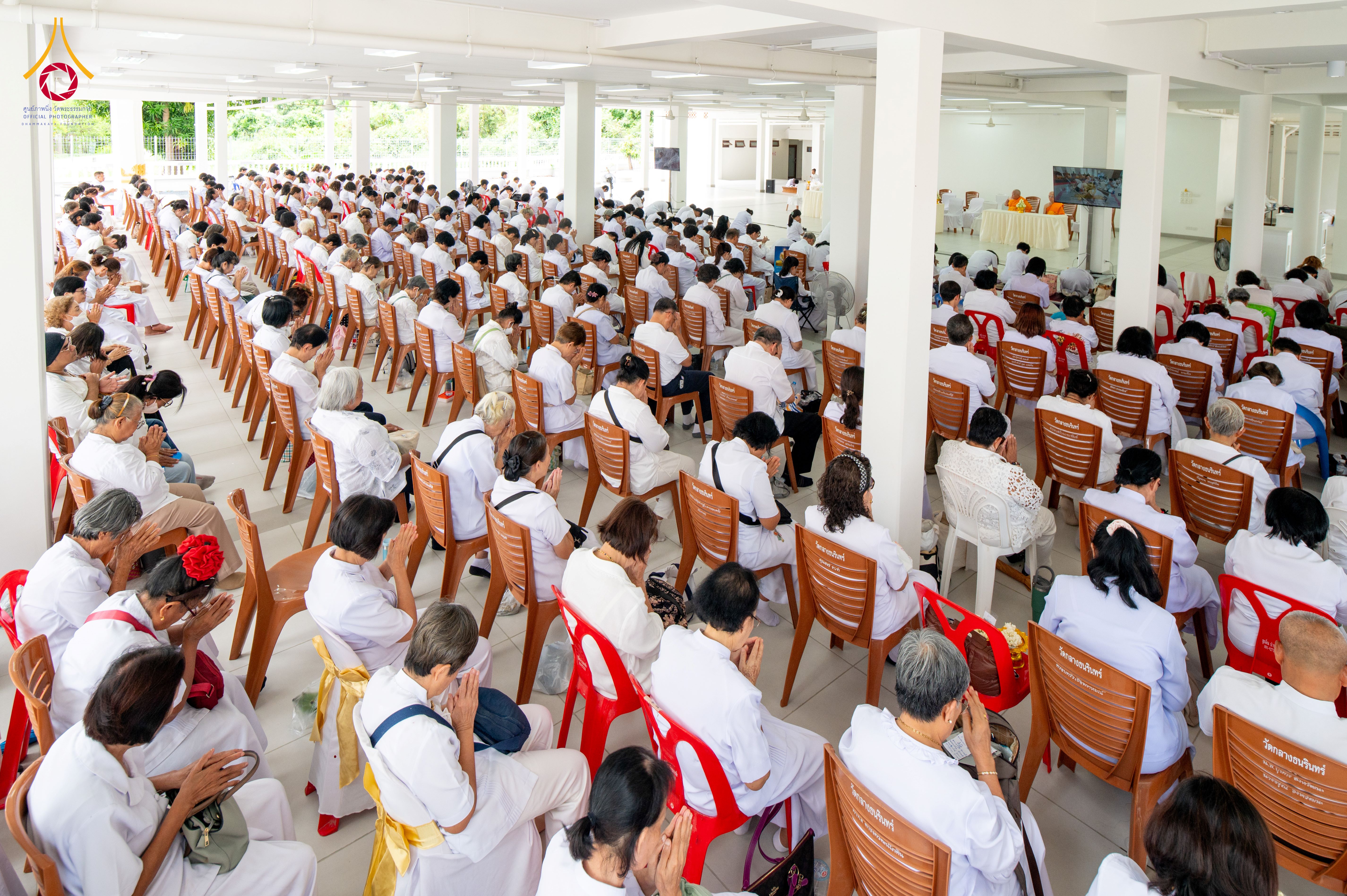 พิธีอัญเชิญพระประธาน และพิธีบรรจุพระบรมสารีริกธาตุ เพื่อประดิษฐาน ณ อาคารสมปรารถนา วัดกลางธนรินทร์