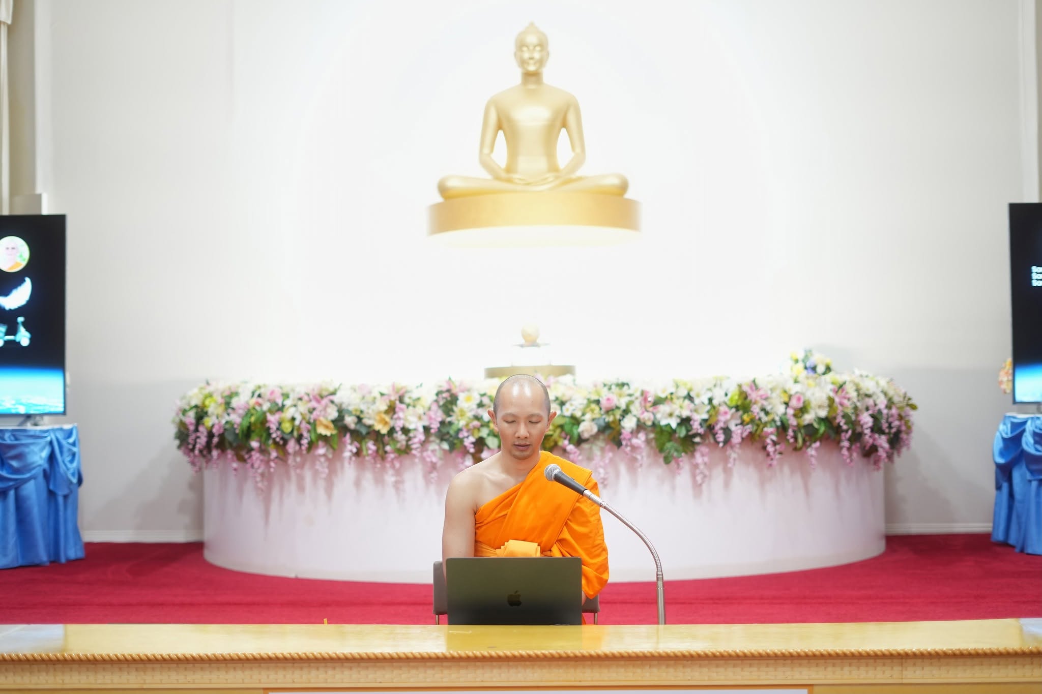 คลาสสมาธิ ณ วัดพระธรรมกายเท็กซัส