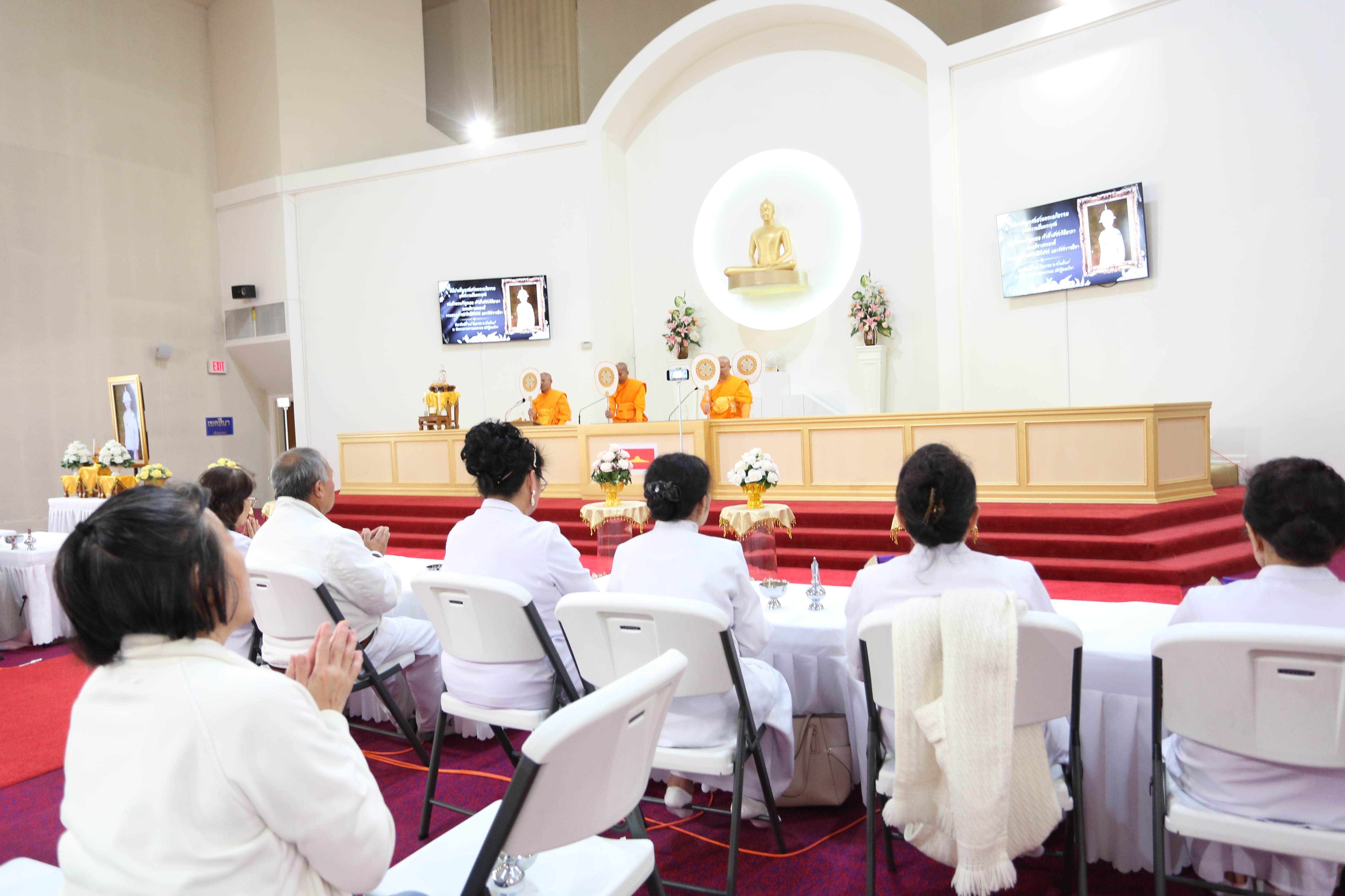 วัดพระธรรมกายออเรกอน จัดกิจกรรมงานบุญวันอาทิตย์