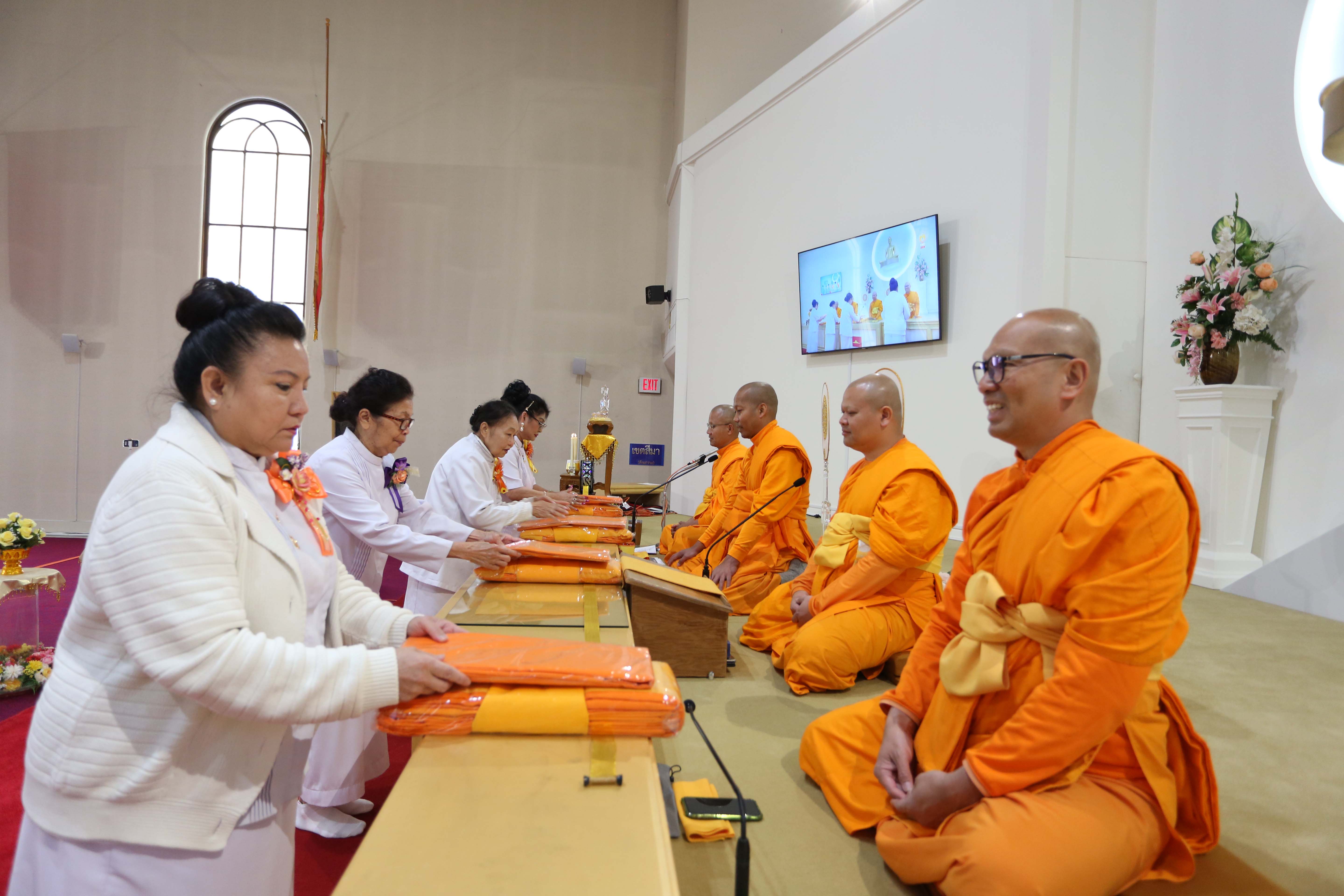 วัดพระธรรมกายออเรกอน จัดกิจกรรมงานบุญวันอาทิตย์