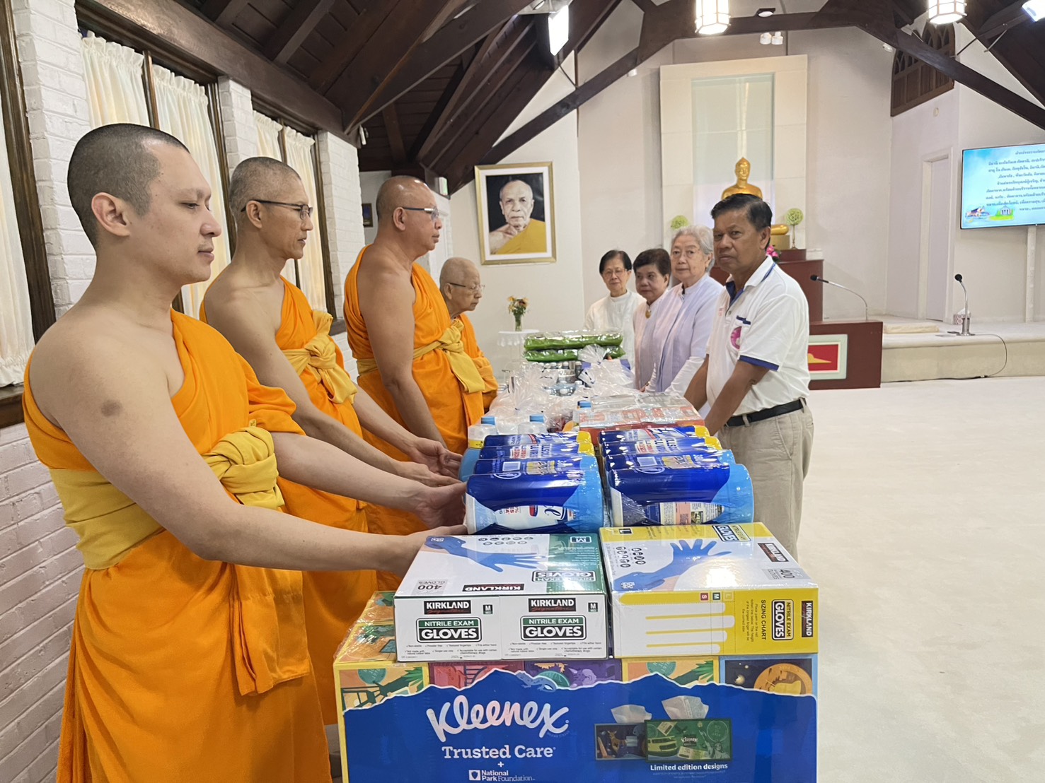 วัดพระธรรมกายชิคาโก จัดกิจกรรมงานบุญวันเสาร์