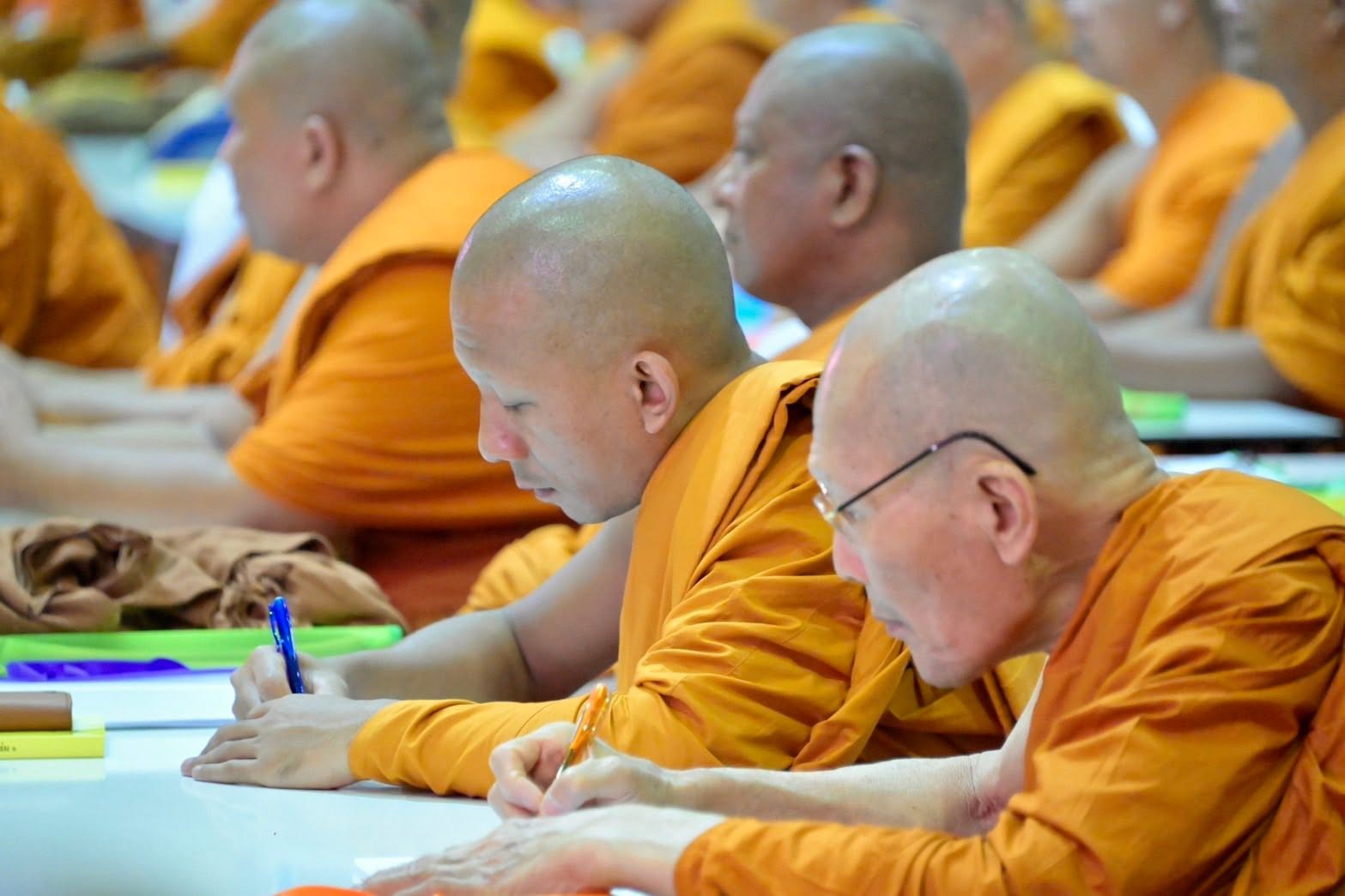 พิธีเปิดโครงการถวายความรู้แด่พระสังฆาธิการ ระดับเจ้าอาวาส รองเจ้าอาวาส ผู้ช่วยเจ้าอาวาส รุ่นที่ 52
