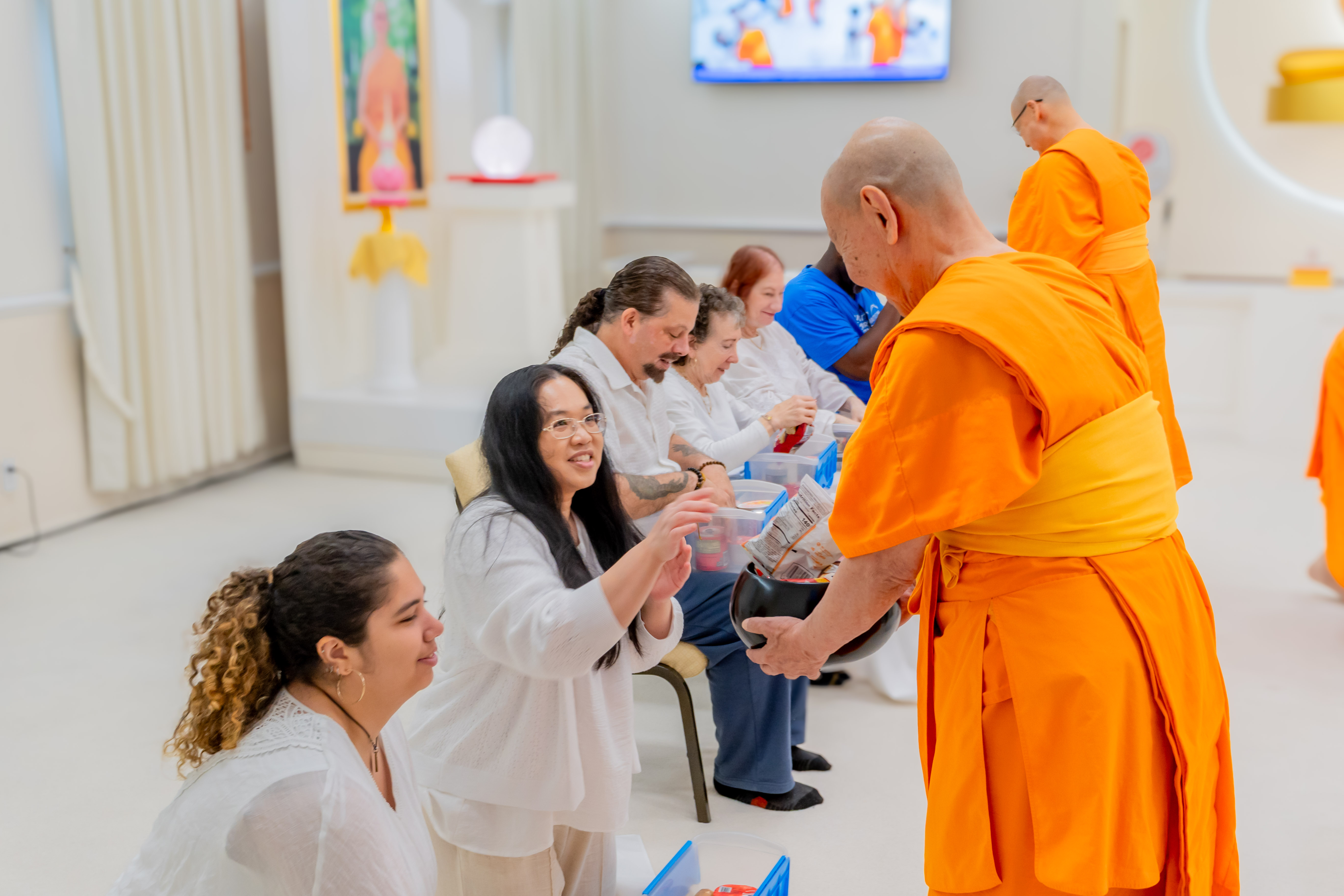 วัดพระธรรมกายนิวเจอร์ซี จัดกิจกรรมงานบุญวันอาทิตย์