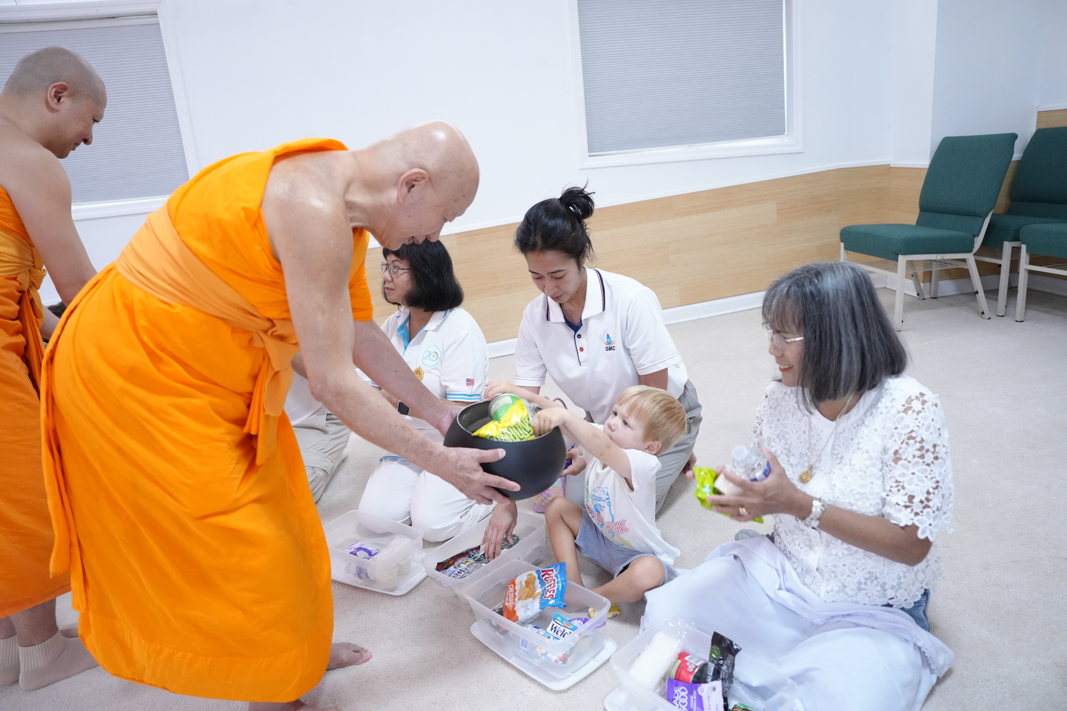 วัดพระธรรมกายจอร์เจีย จัดงานบุญวันอาทิตย์