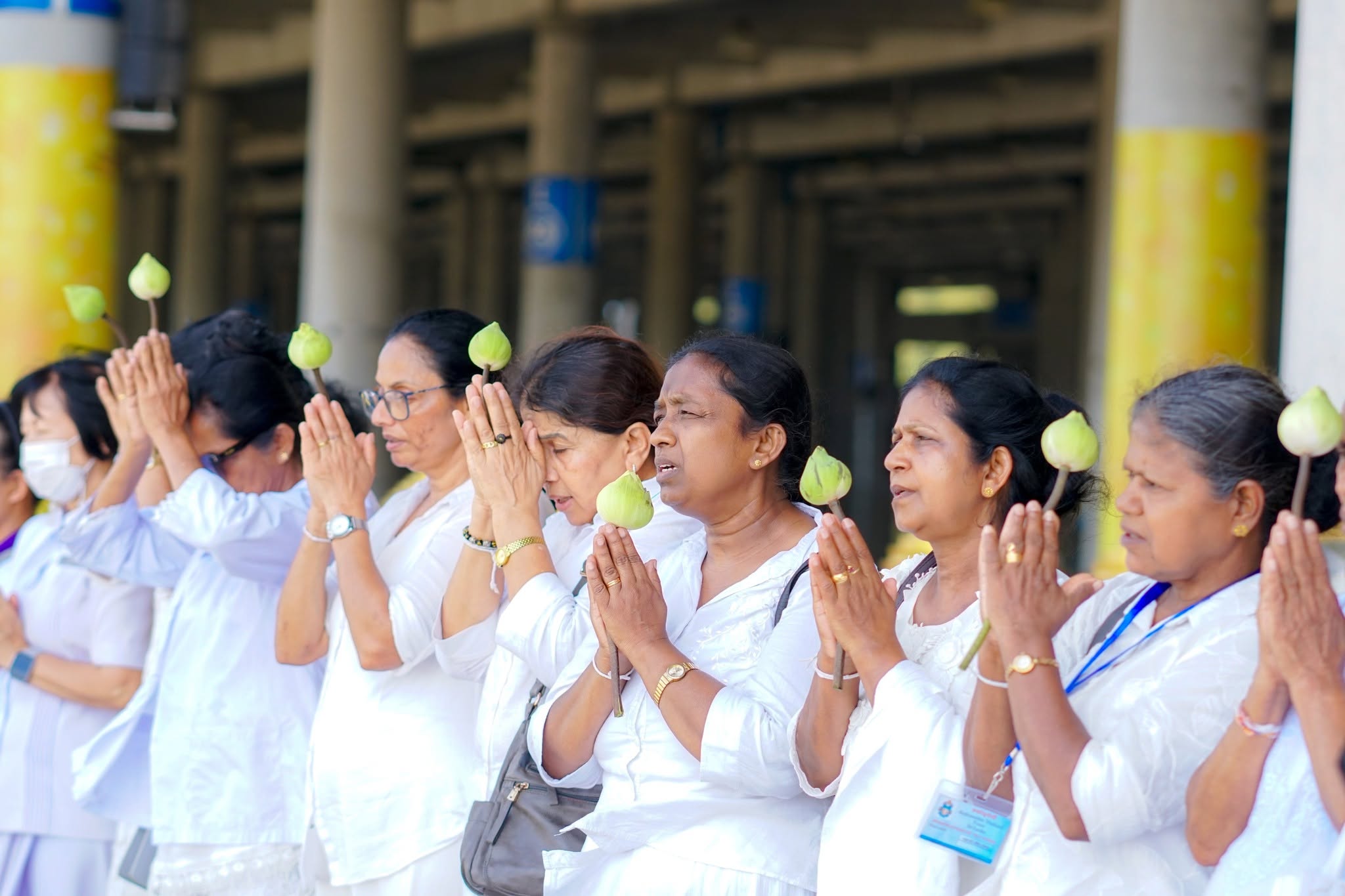 คณะผู้แสวงบุญจากประเทศศรีลังกา เดินทางมาเยี่ยมชมวัดพระธรรมกาย