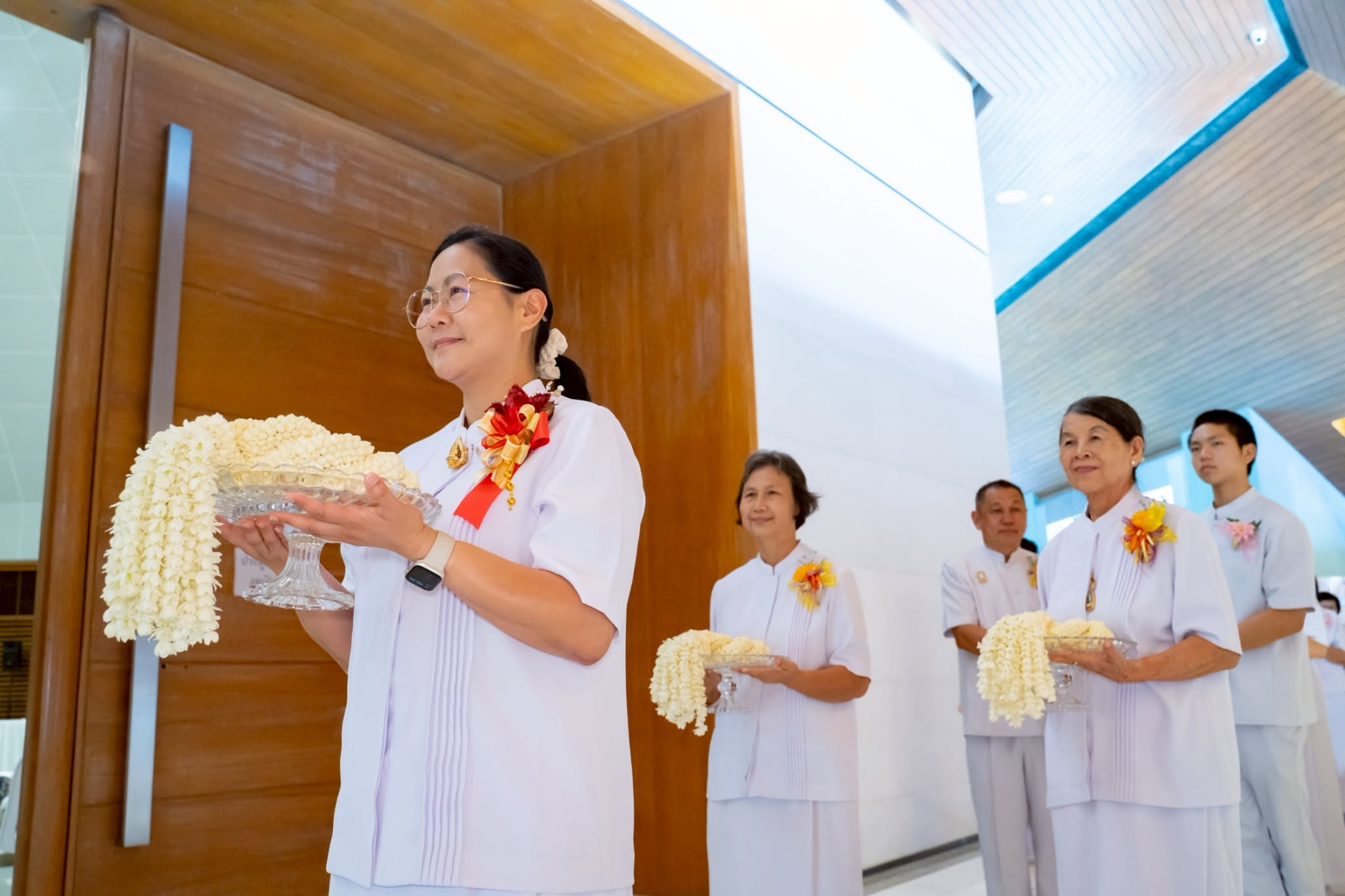 ศูนย์ปฏิบัติธรรมพระมงคลเทพมุนี จัดพิธีสักการะพระมงคลเทพมุนี (สด จนฺทสโร) และพิธีทอดผ้าป่าสถาปนาองค์พระเจดีย์ เพื่อสร้างสันติภาพโลก