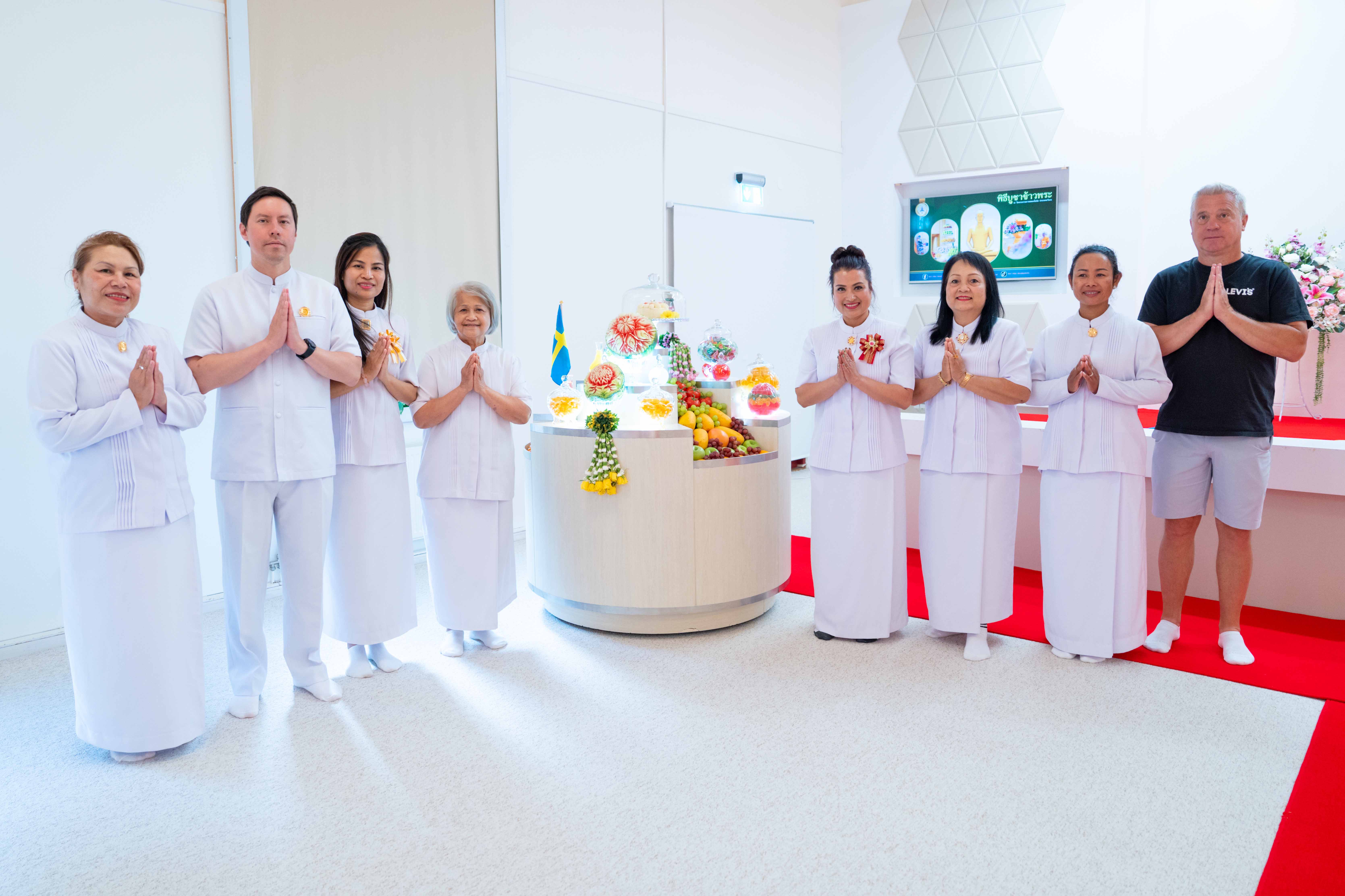 วัดพระธรรมกายโอ๊คแลนด์ จัดงานบุญบูชาข้าวพระ