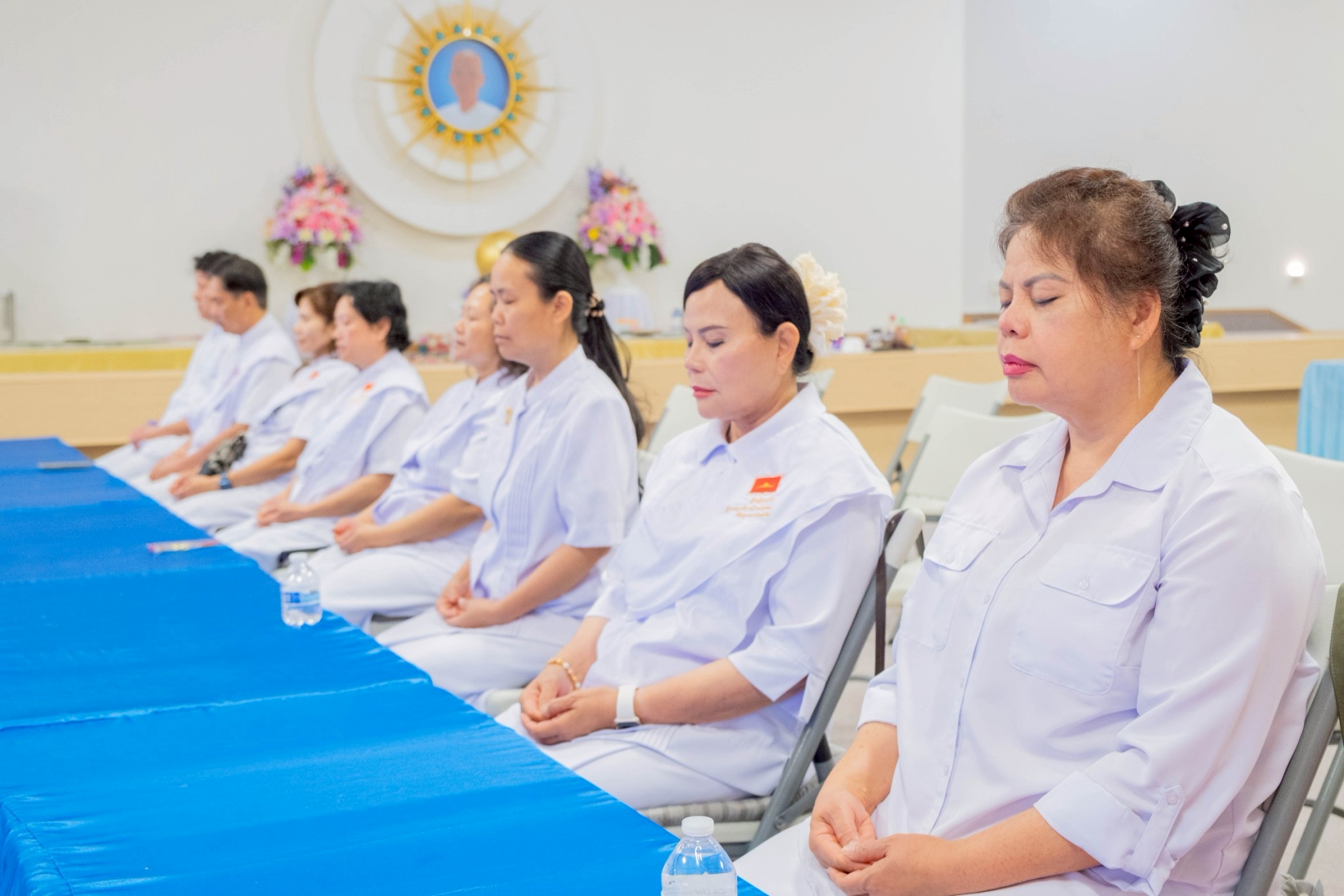 วัดพระธรรมกายมินเนโซตา จัดงานบุญบูชาข้าวพระ และพิธีบวชอุบาสกแก้ว อุบาสิกาแก้ว รุ่นที่ 17 