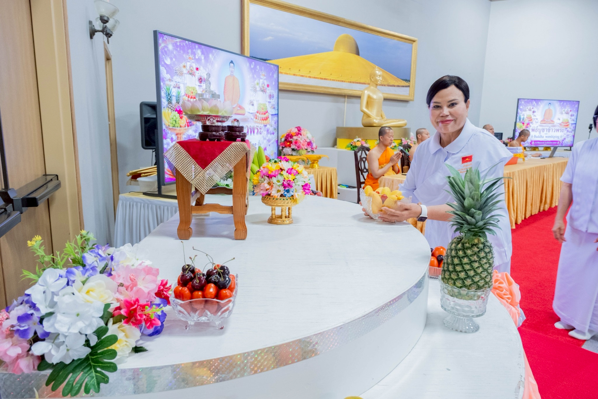 วัดพระธรรมกายมินเนโซตา จัดงานบุญบูชาข้าวพระ และพิธีบวชอุบาสกแก้ว อุบาสิกาแก้ว รุ่นที่ 17 