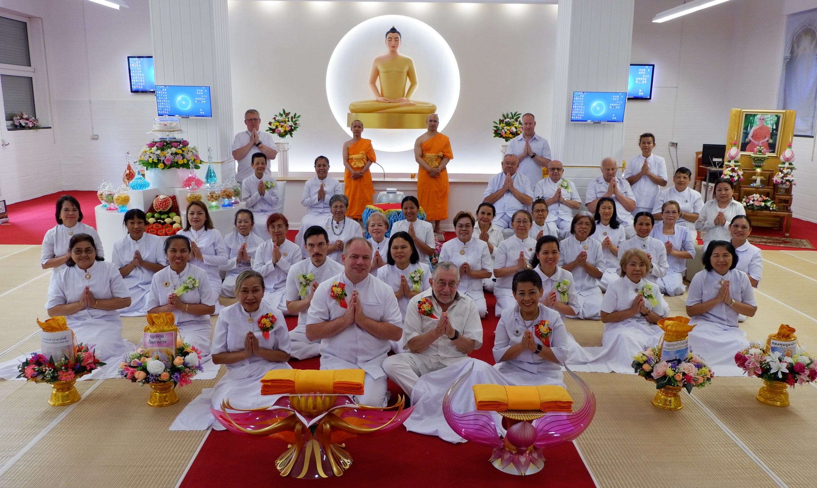 วัดพุทธนอร์ดไรน์เวสท์ฟาเลน จัดงานบุญบูชาข้าวพระ