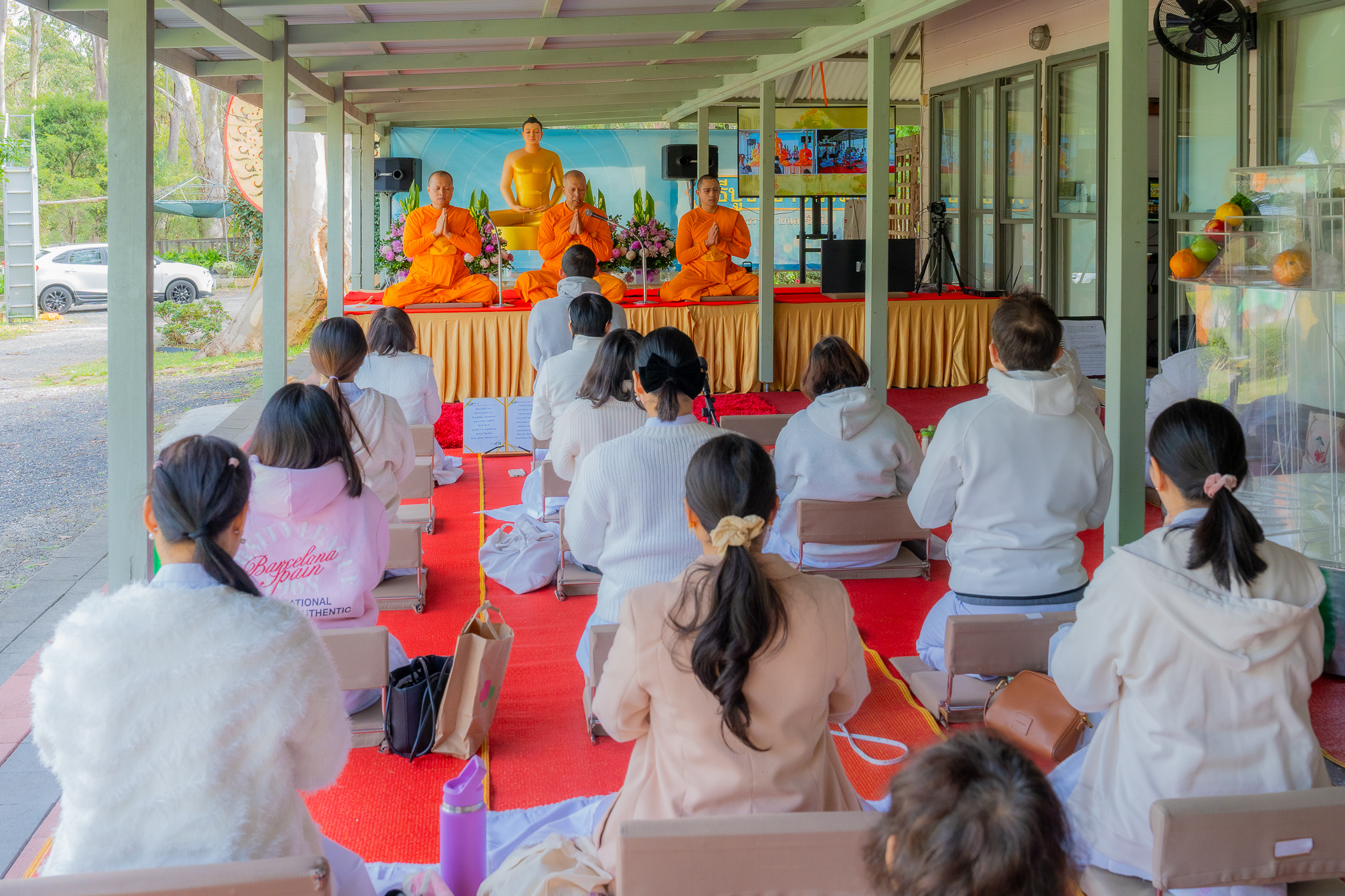 วัดพระธรรมกายนครซิดนีย์ จัดงานบุญบูชาข้าวพระ
