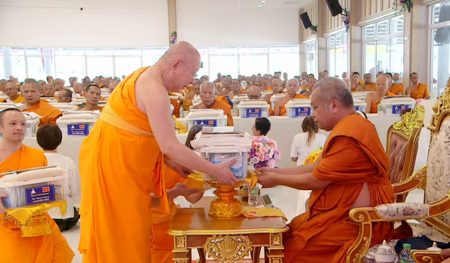 วัดพระธรรมกาย จัดถวายมหาสังฆทาน 323 วัด 4 จังหวัดชายแดนภาคใต้ ปีที่ 22 ครั้งที่ 186