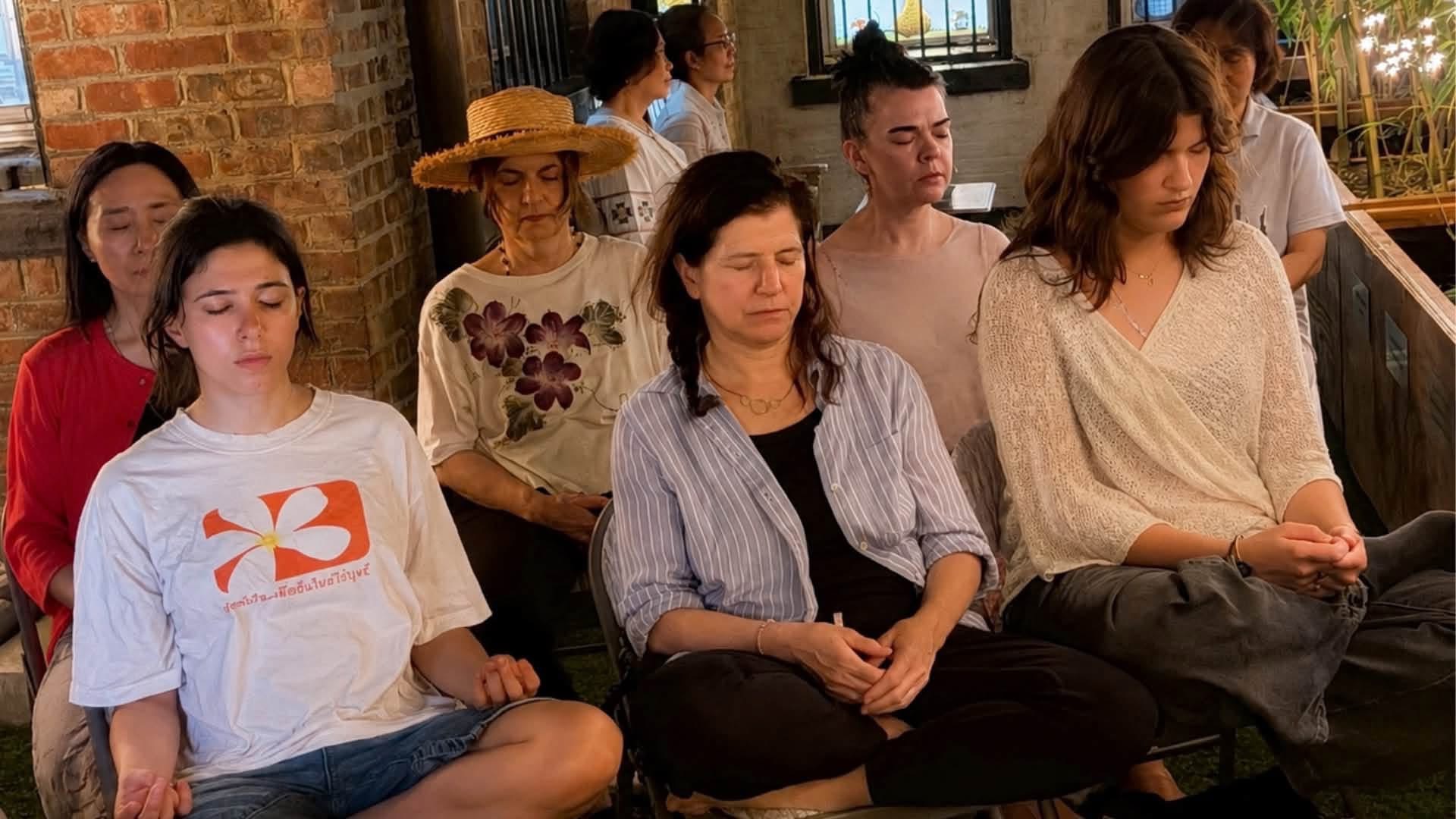 วัดมัชฌิมารามนิวยอร์ก จัดกิจกรรม “Full Moon Meditation in the Garden”