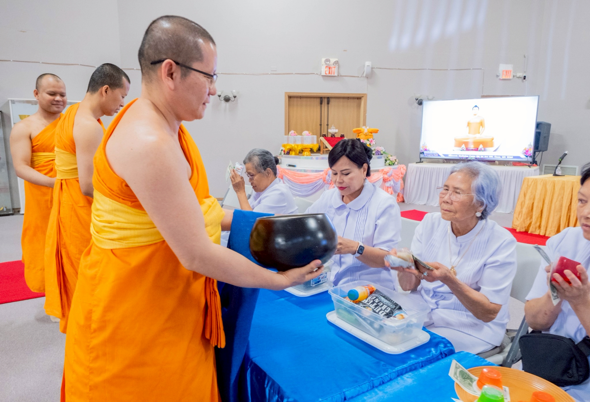 วัดพระธรรมกายมินเนโซตา จัดงานบุญวันอาทิตย์