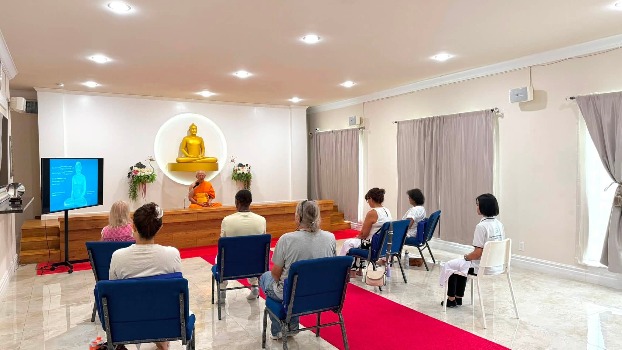 วัดพระธรรมกายปาล์มบีช จัดกิจกรรมMindful Relaxation