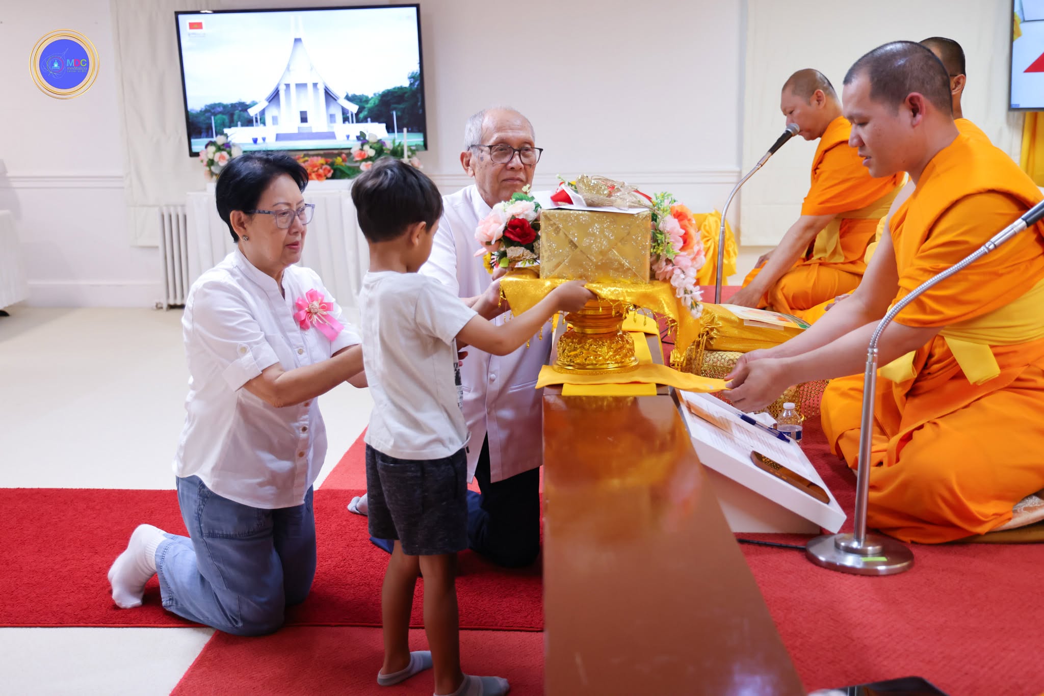 วัดพระธรรมกายดีซี จัดงานบุญวันอาทิตย์
