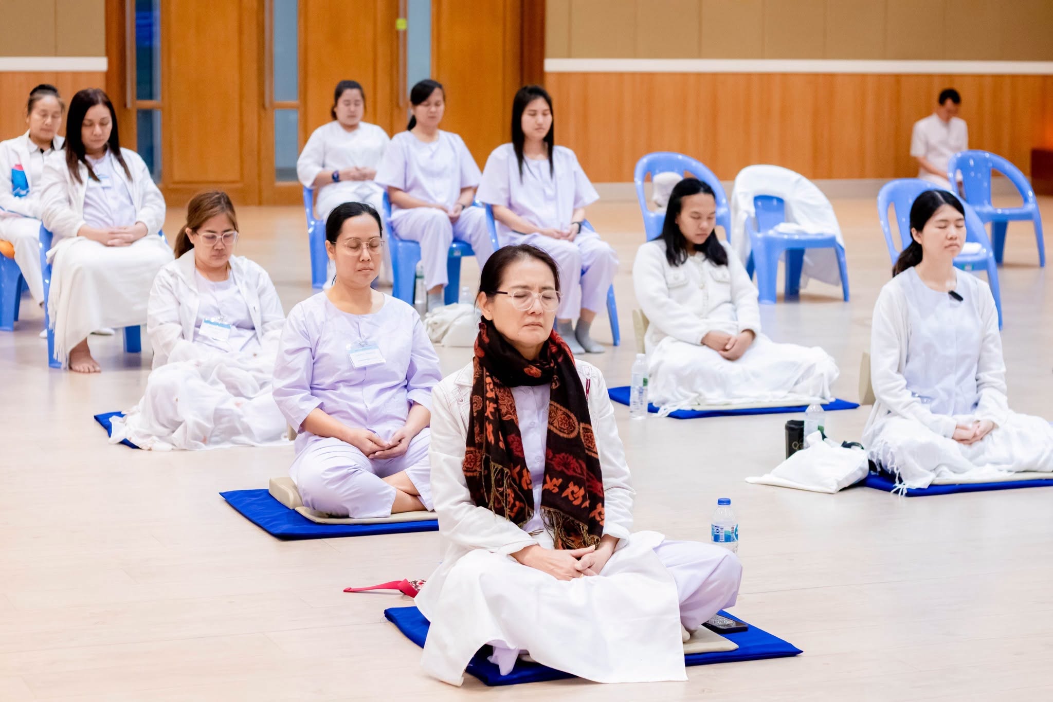 ชมรมพุทธศาสตร์สากล จัดโครงการปฏิบัติธรรมครูฟื้นฟูศีลธรรมโลก รุ่นที่ 4