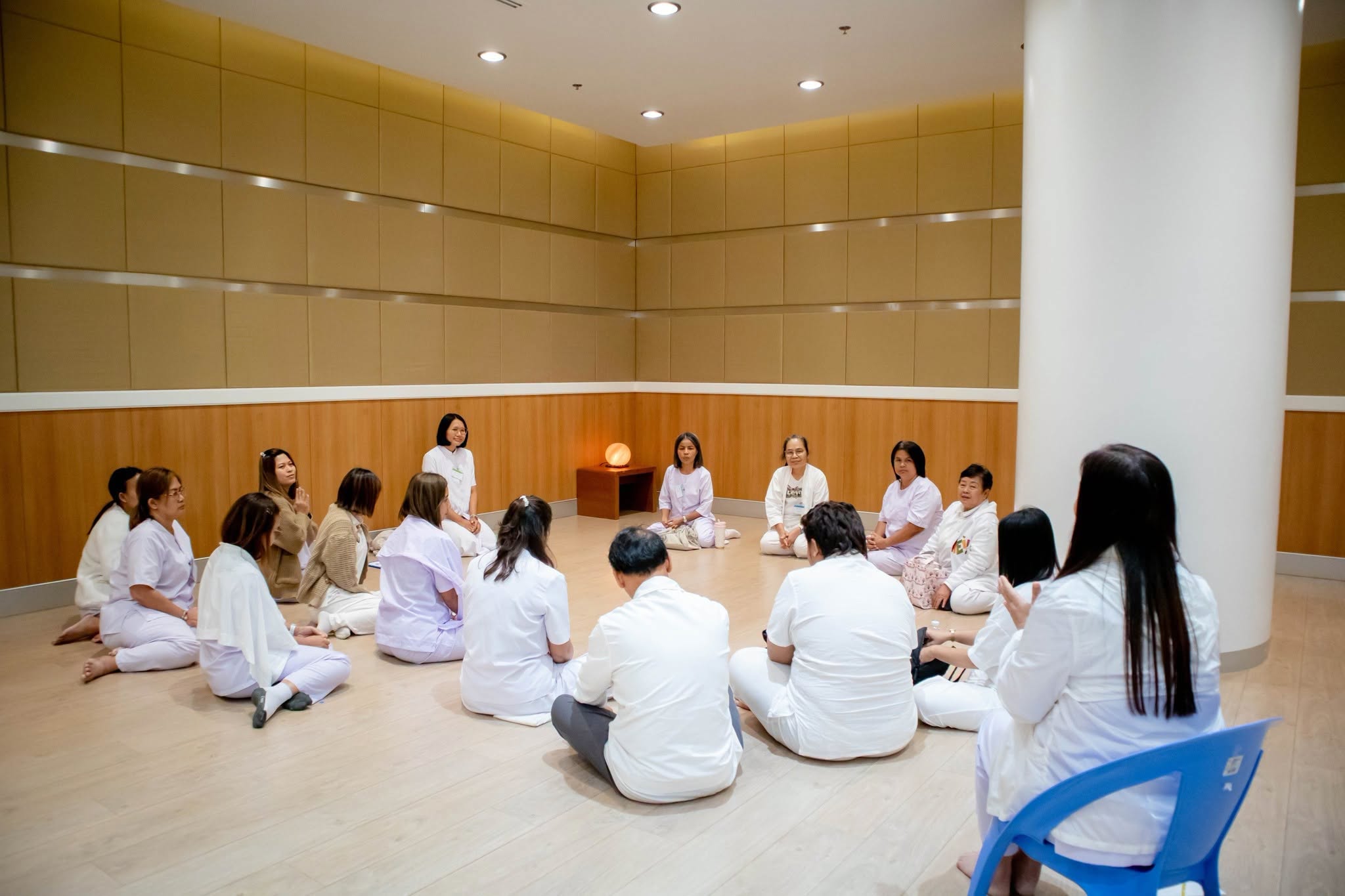 ชมรมพุทธศาสตร์สากล จัดโครงการปฏิบัติธรรมครูฟื้นฟูศีลธรรมโลก รุ่นที่ 4