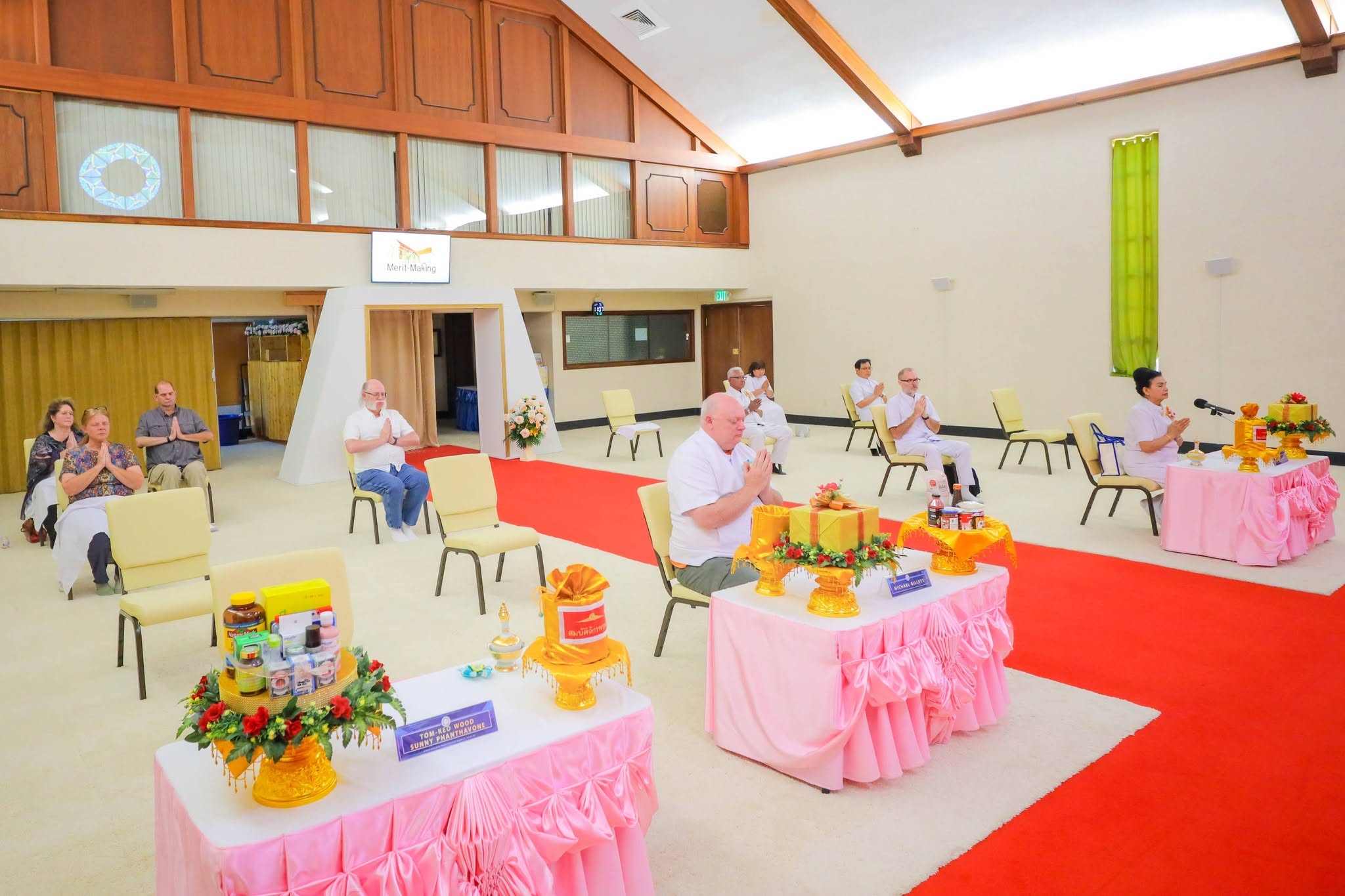 วัดพระธรรมกายแคนซัส จัดงานบุญวันอาทิตย์