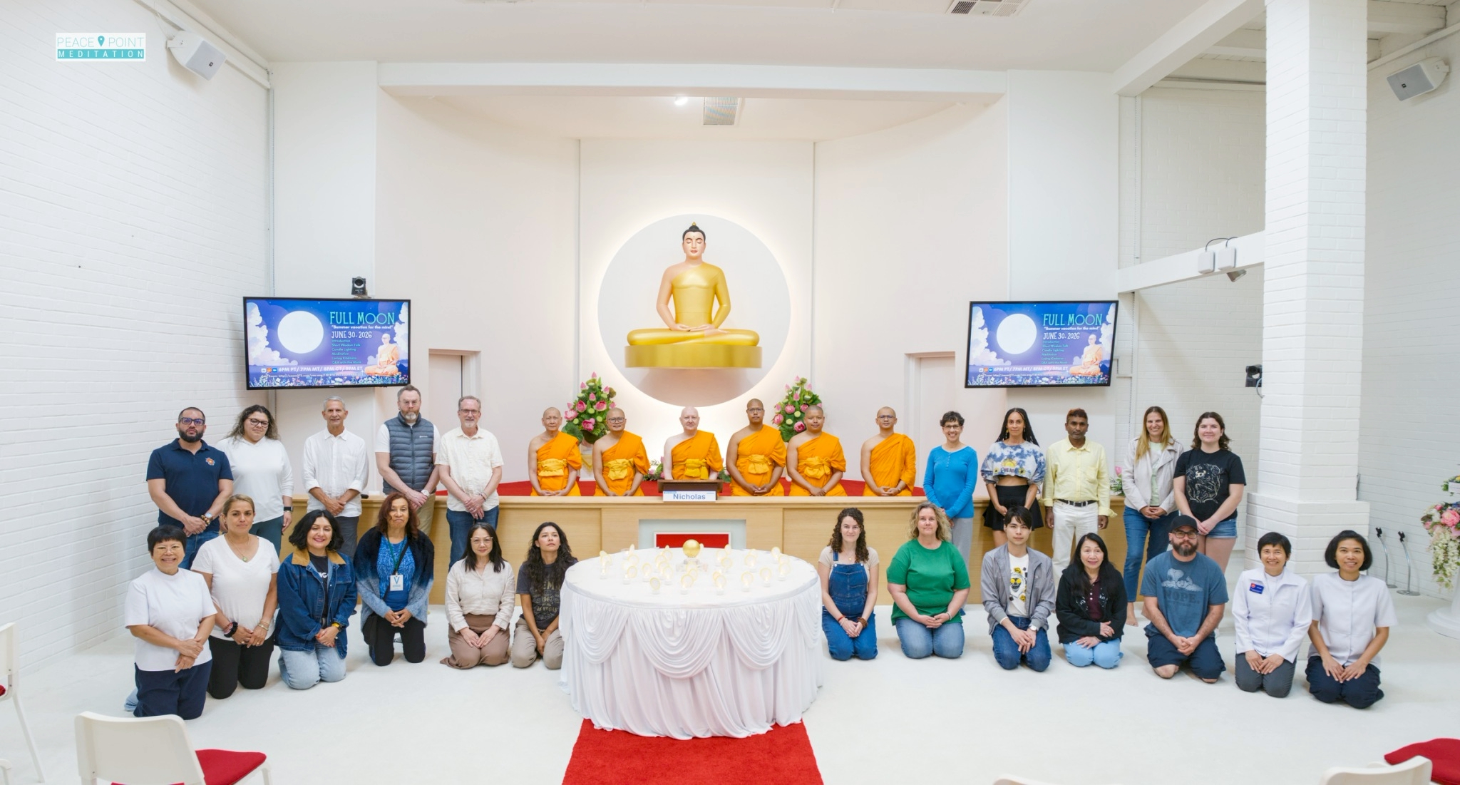 วัดพระธรรมกายแคลิฟอร์เนีย จัดกิจกรรม Full Moon Meditation ให้กับชาวท้องถิ่น