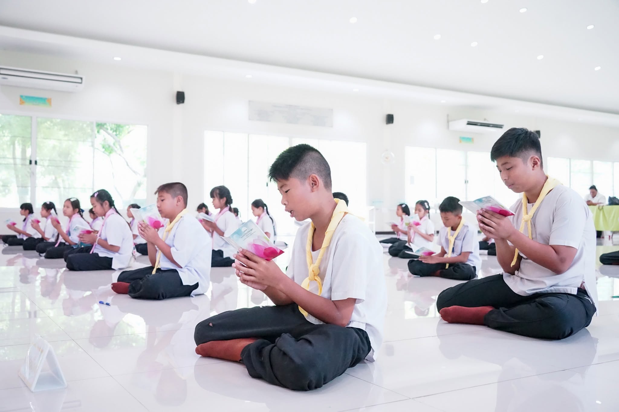 โรงเรียนบ้านหนองนางาม จัดโครงการค่ายคุณธรรมจริยธรรม