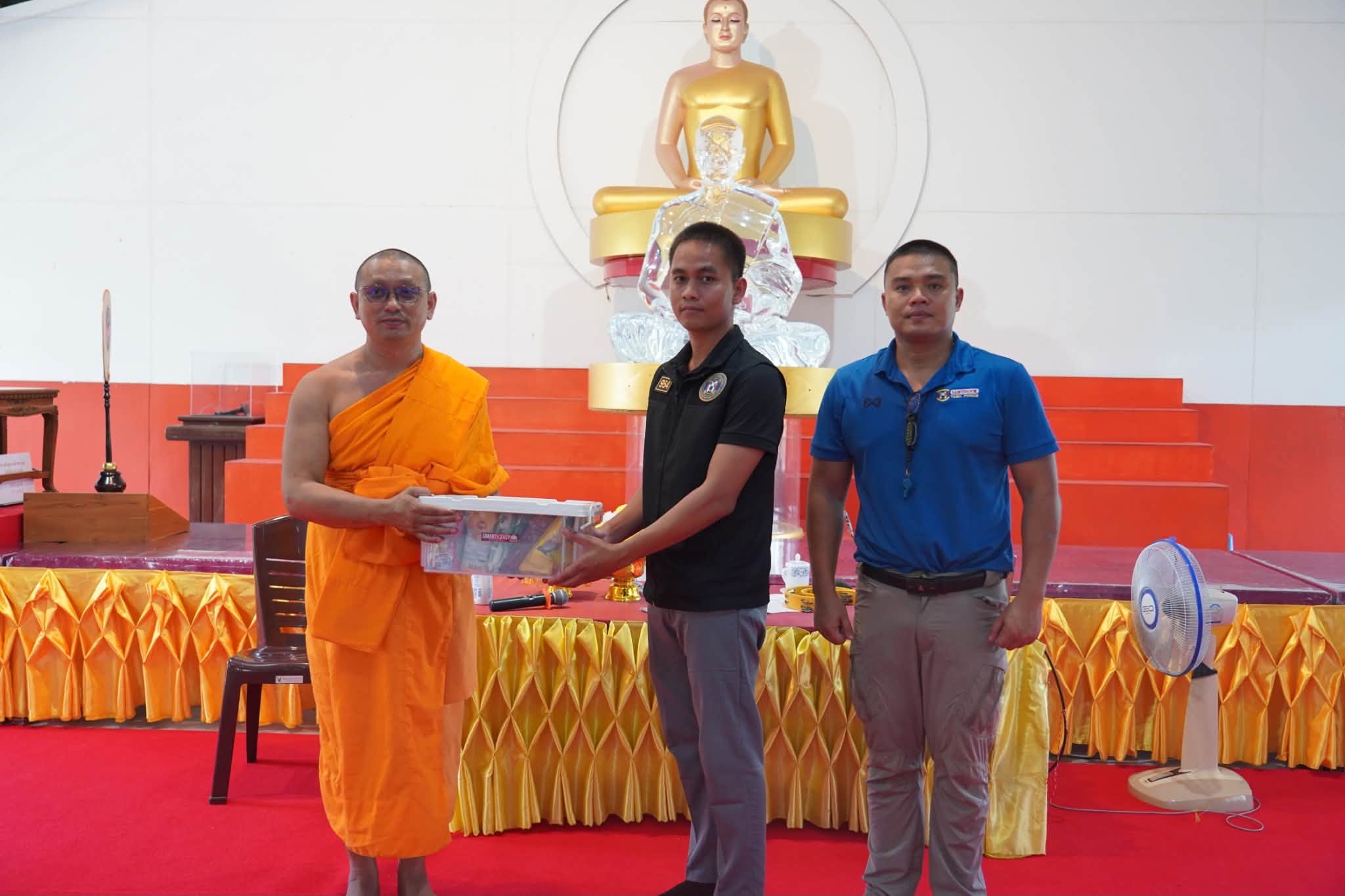 โรงเรียนนราธิวาส ร่วมกับ ศูนย์อบรมเยาวชนเมืองนราธิวาส จัดค่ายคุณธรรมจริยธรรม