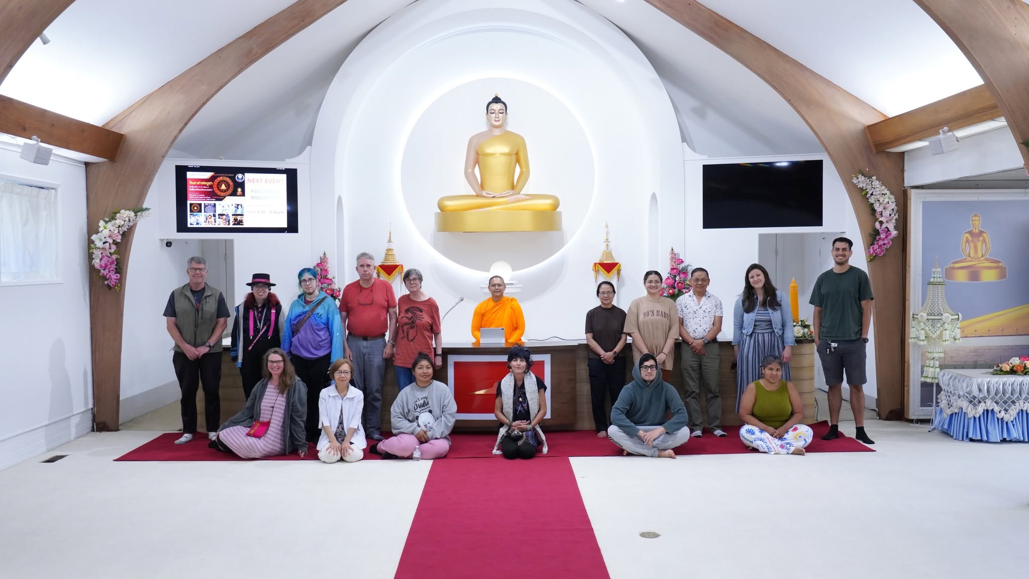 คลาสสมาธิชาวท้องถิ่น ณ วัดพระธรรมกายซีแอตเติล