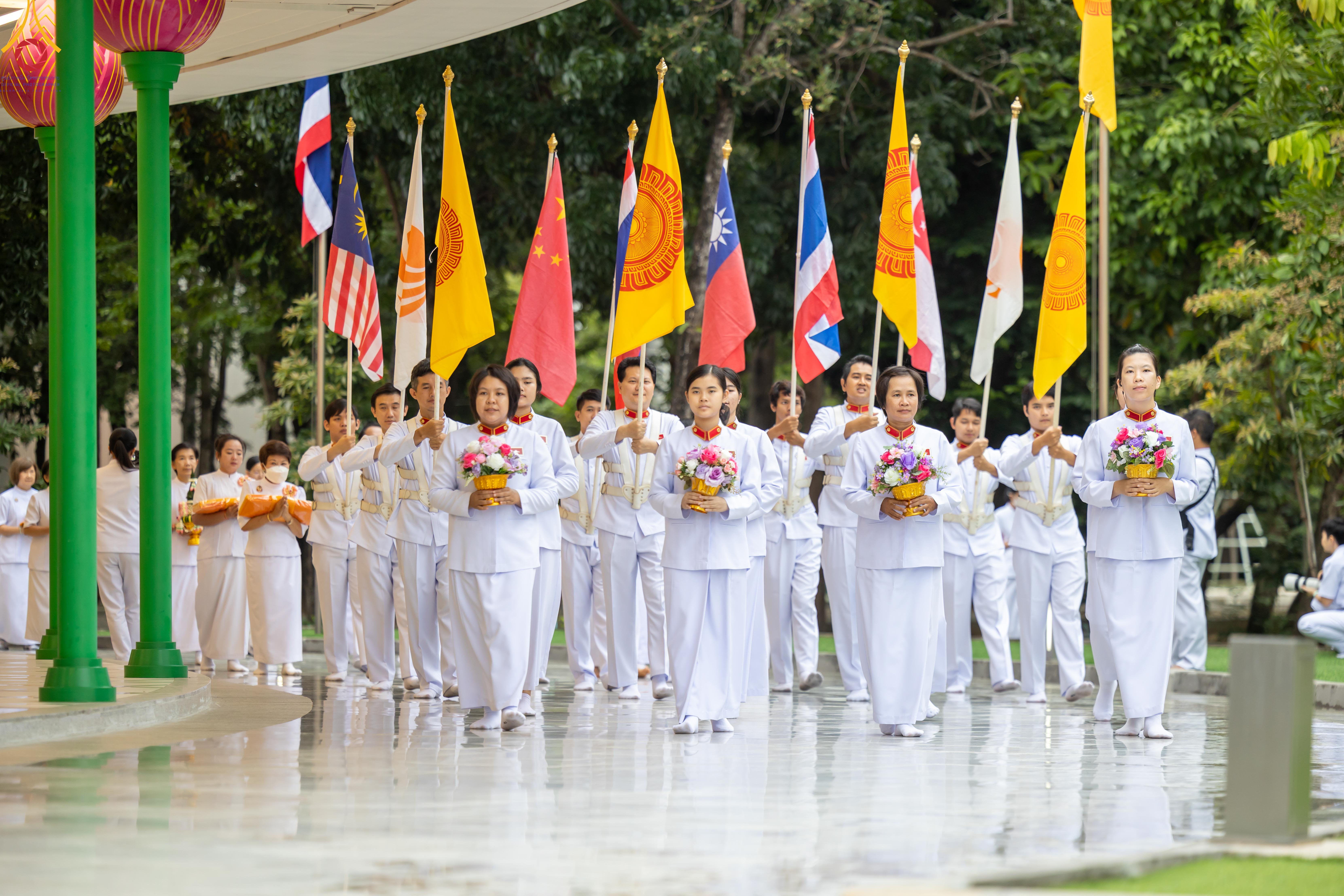 Wat Phra Dhammakaya organizes an ordination ceremony for 29 foreign ordinands from 4 countries