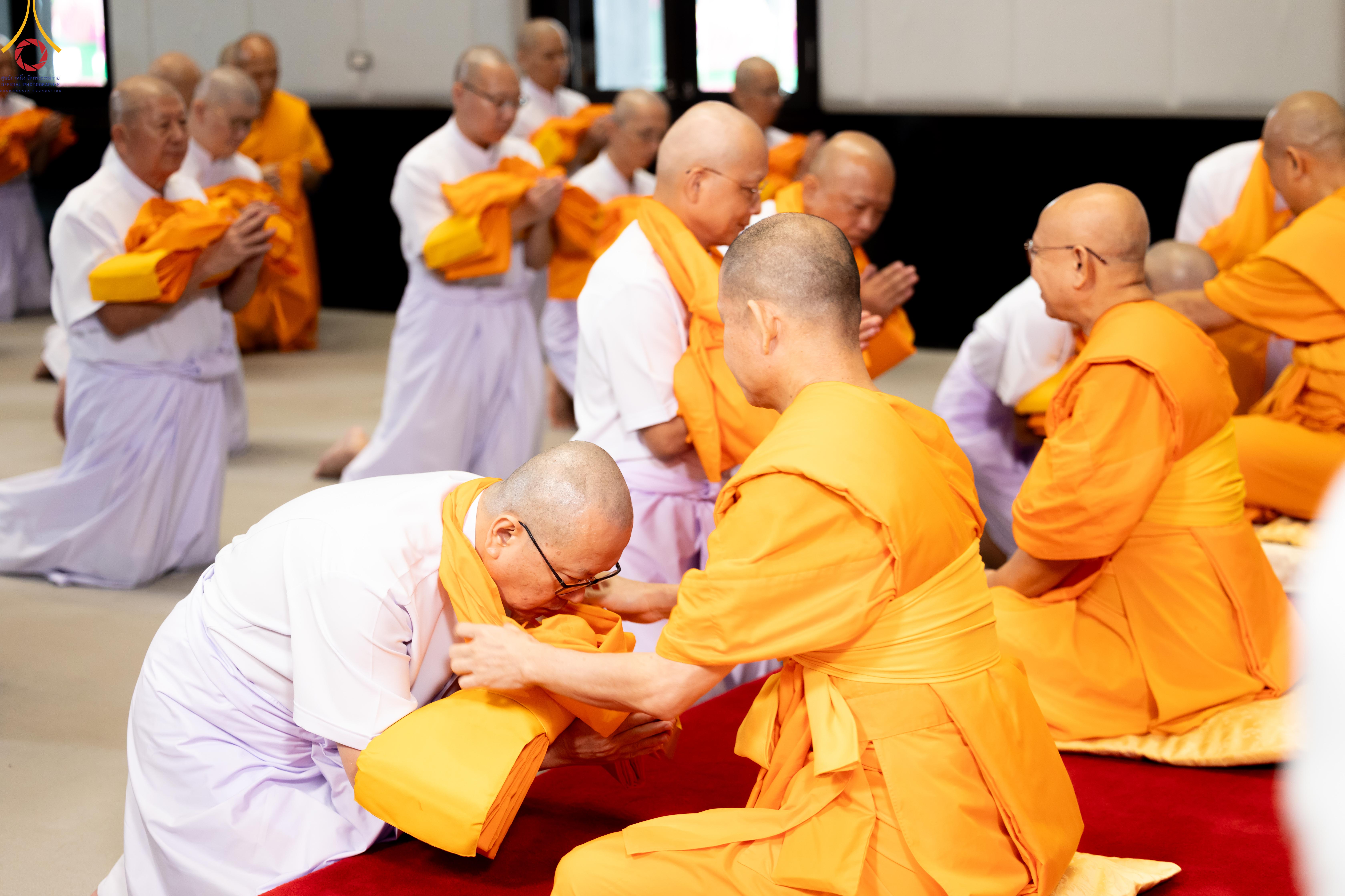 Wat Phra Dhammakaya organizes an ordination ceremony for 29 foreign ordinands from 4 countries